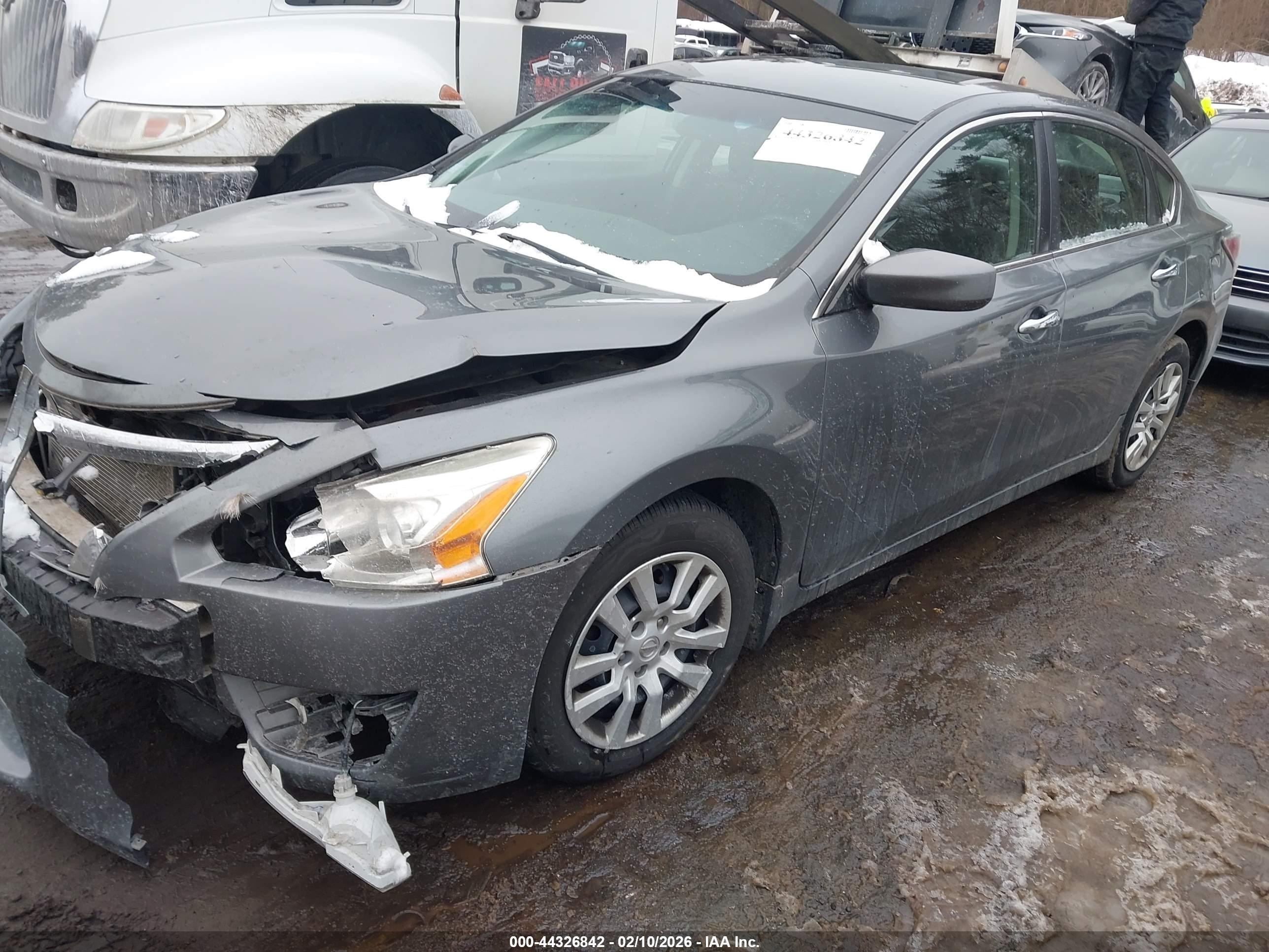 NISSAN ALTIMA image 2