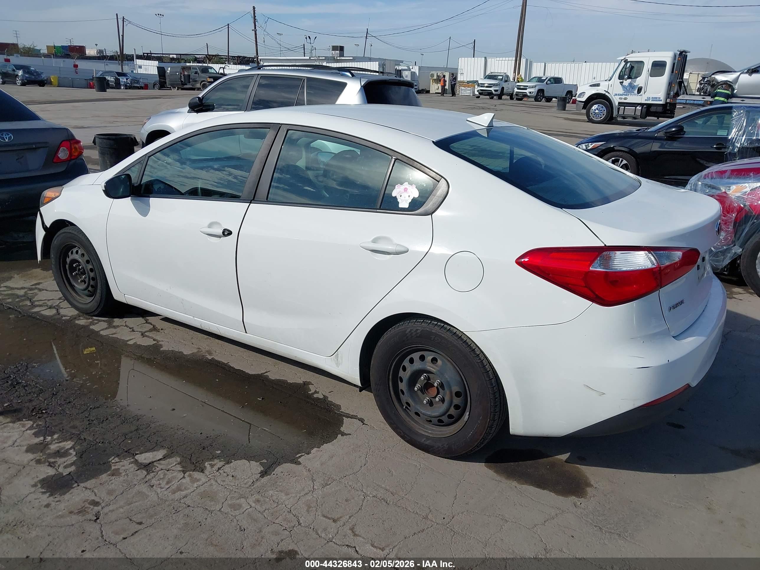 KIA FORTE image 3