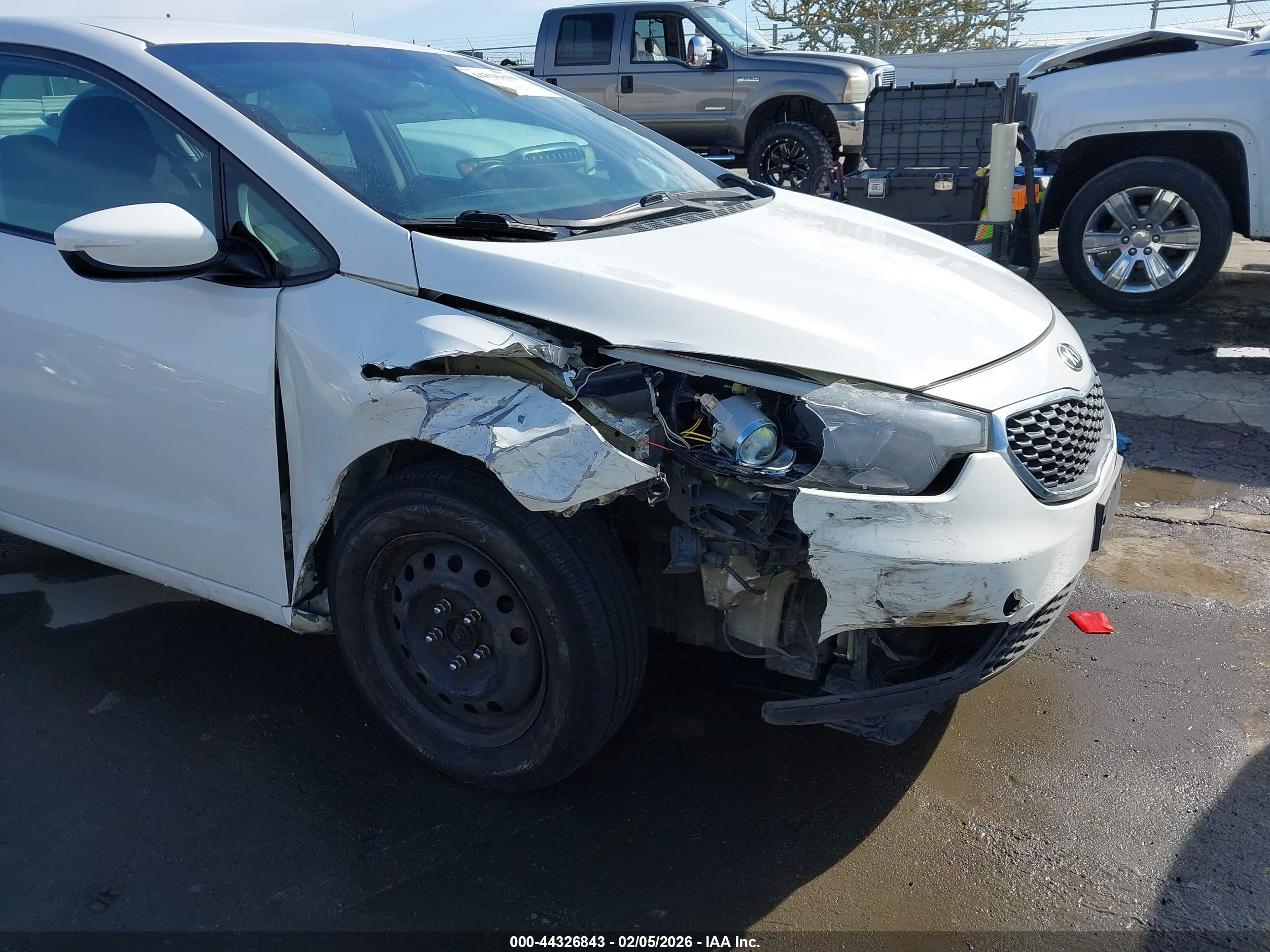 KIA FORTE image 6