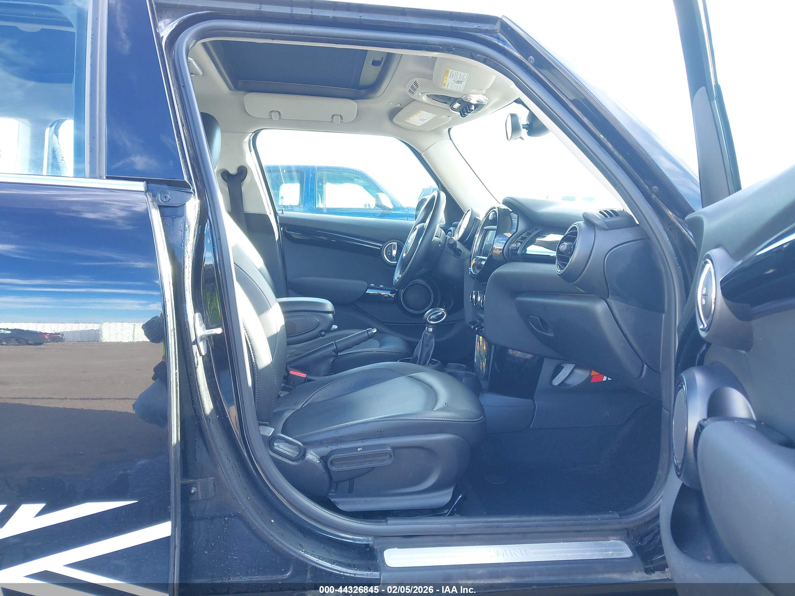 MINI HARDTOP image 5