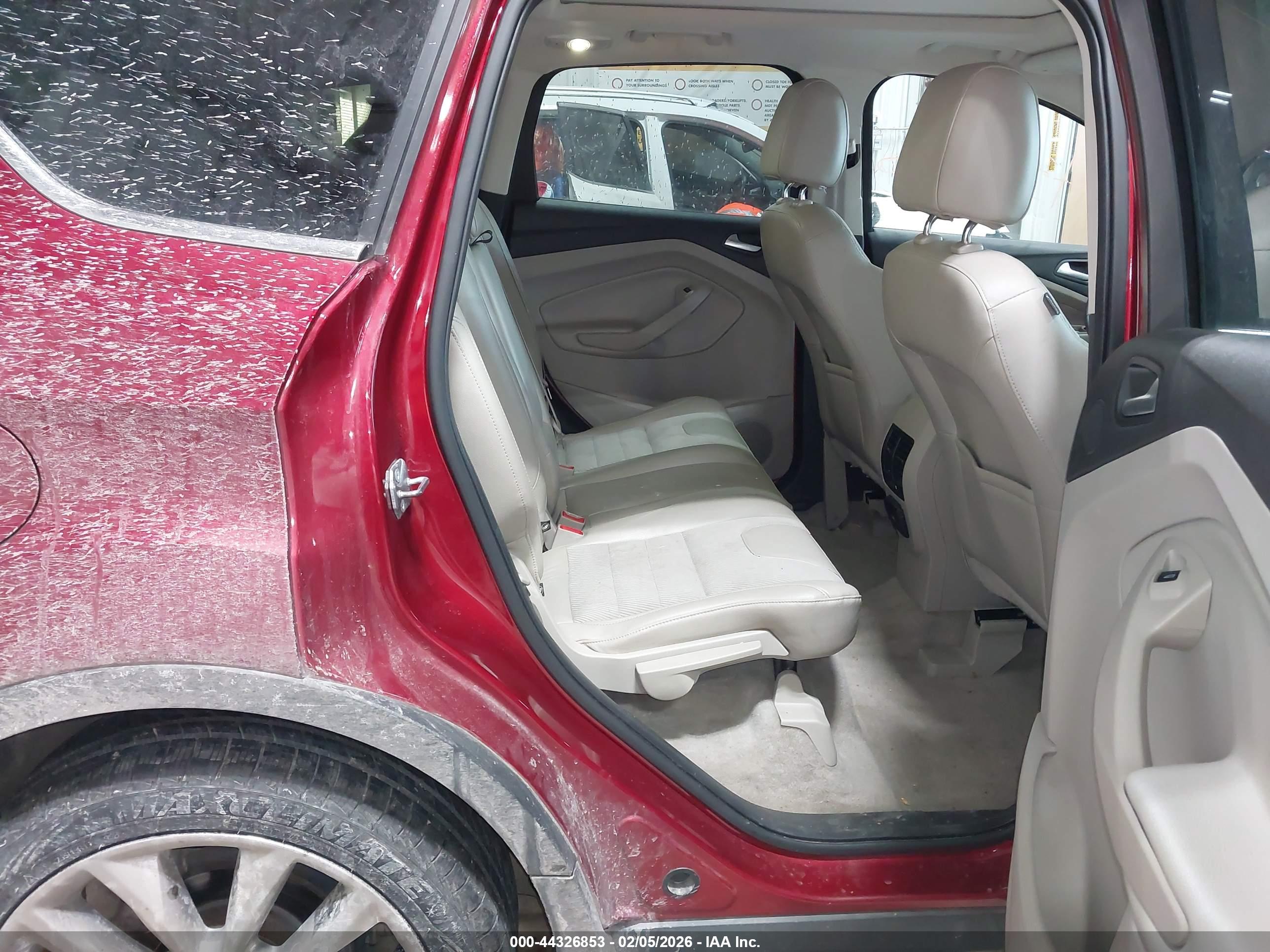FORD ESCAPE image 8