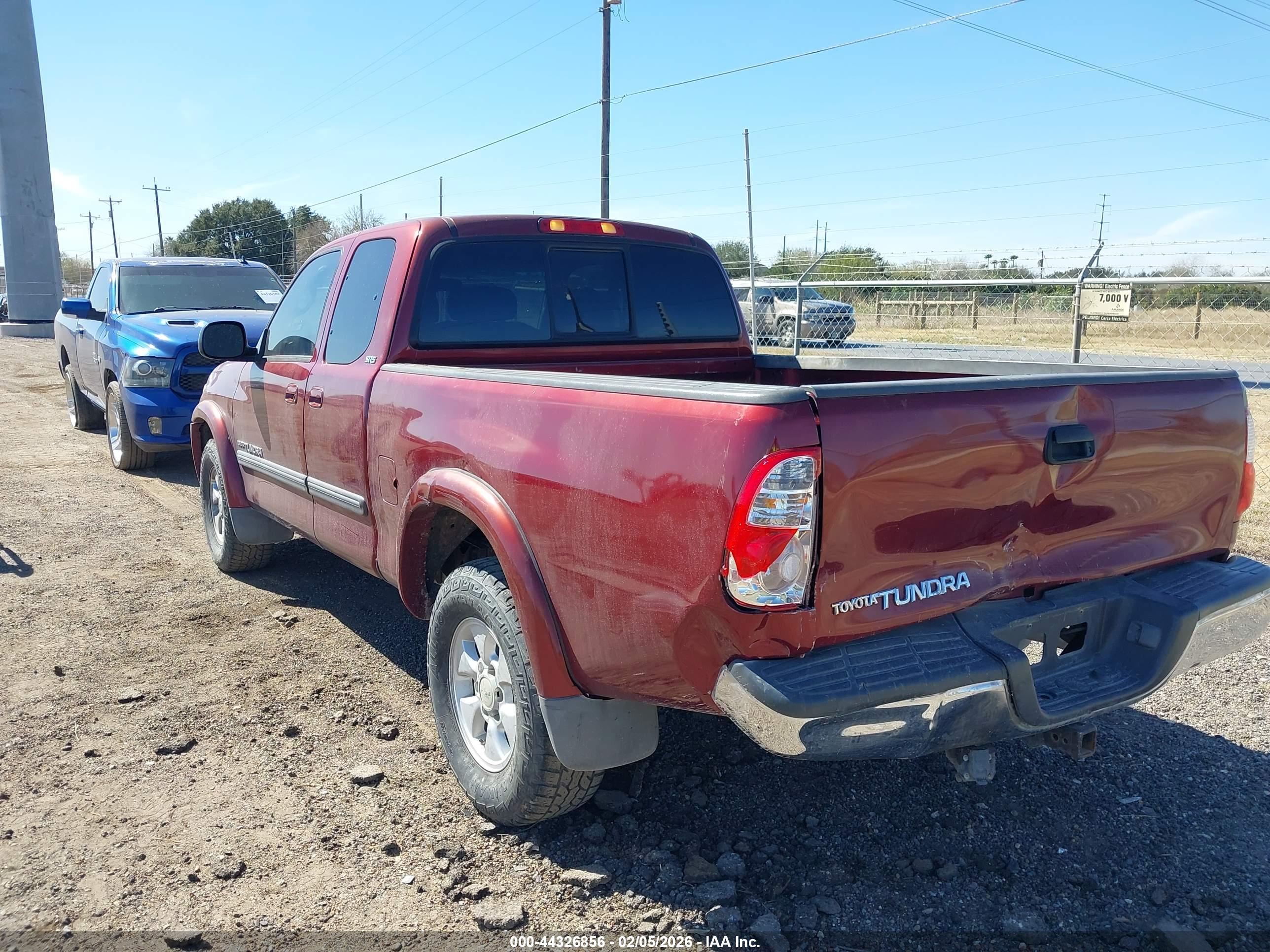 TOYOTA TUNDRA image 6