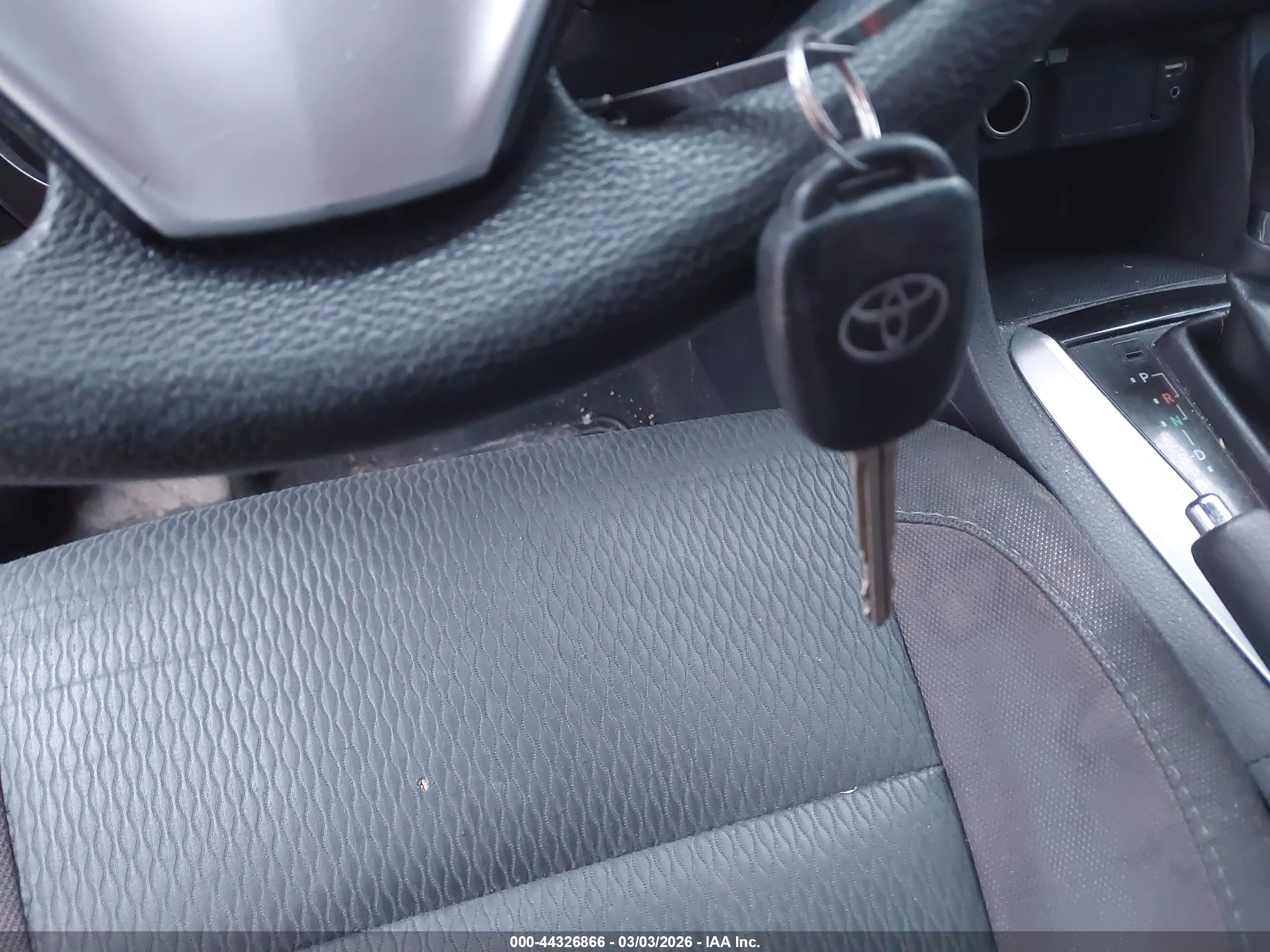 TOYOTA COROLLA image 11