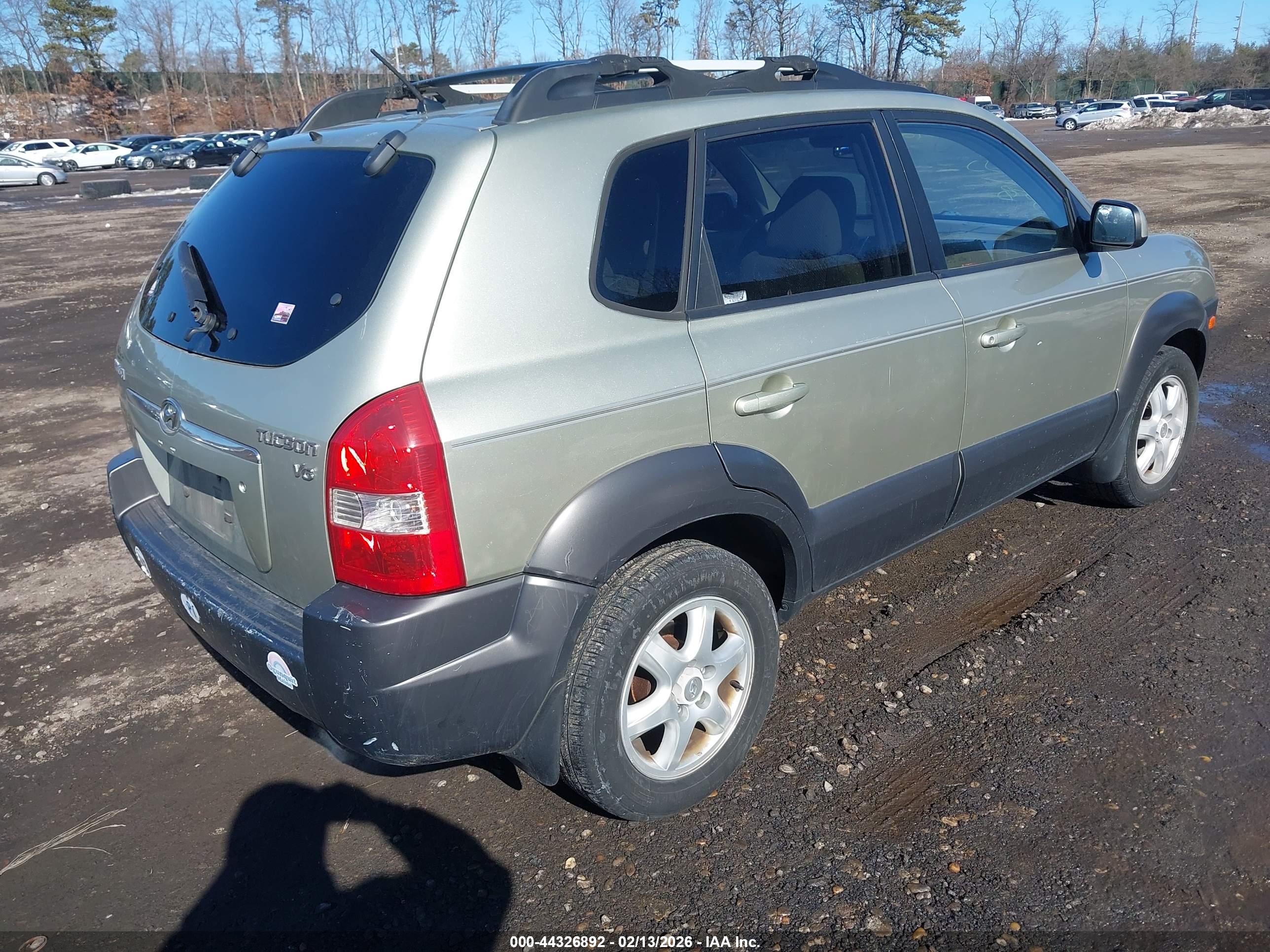 HYUNDAI TUCSON image 4