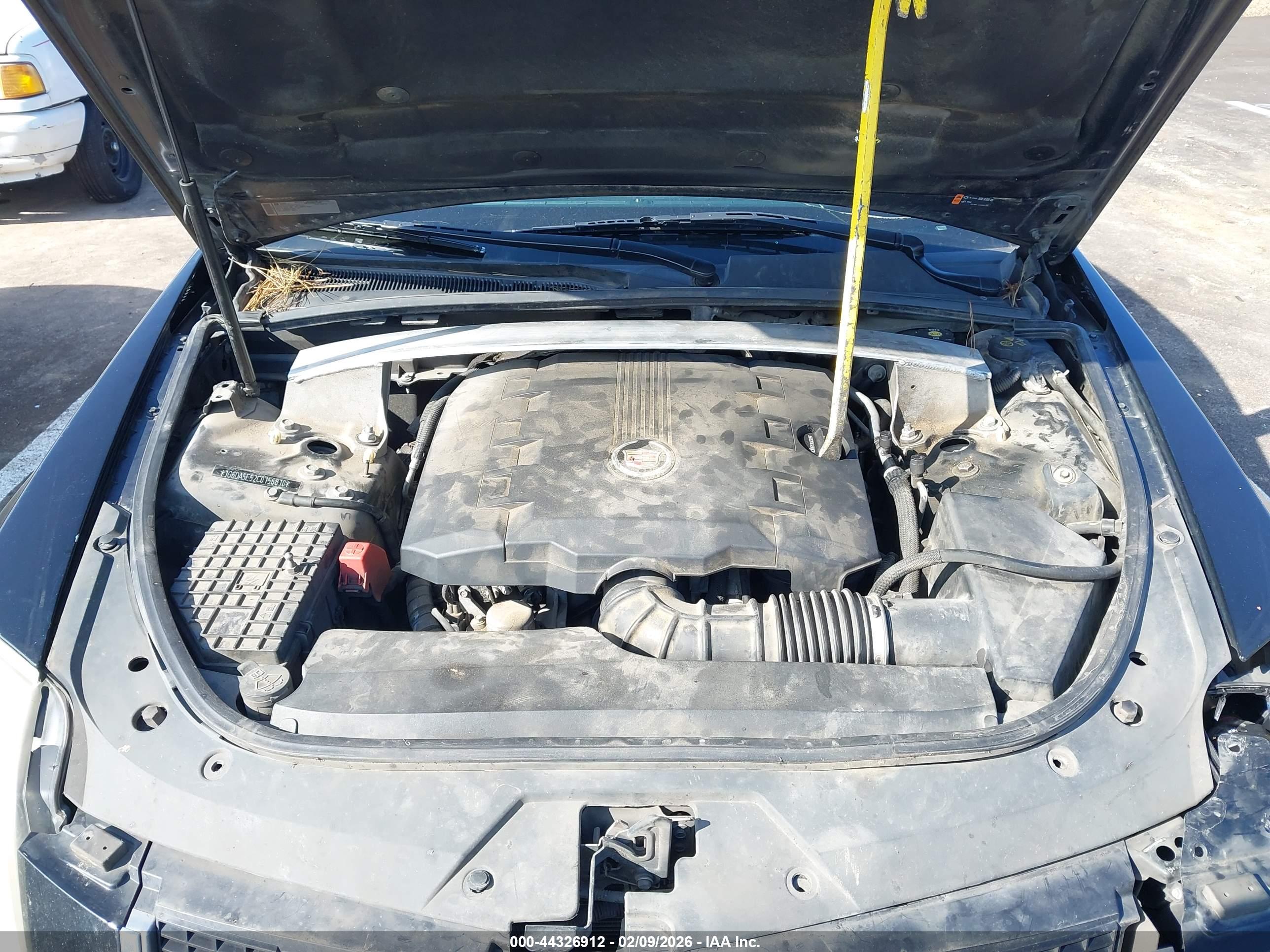 CADILLAC CTS image 10