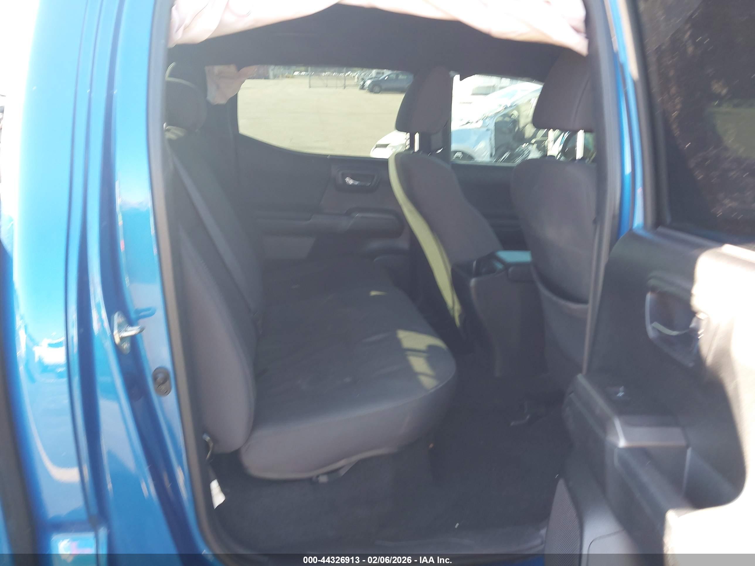 TOYOTA TACOMA image 8