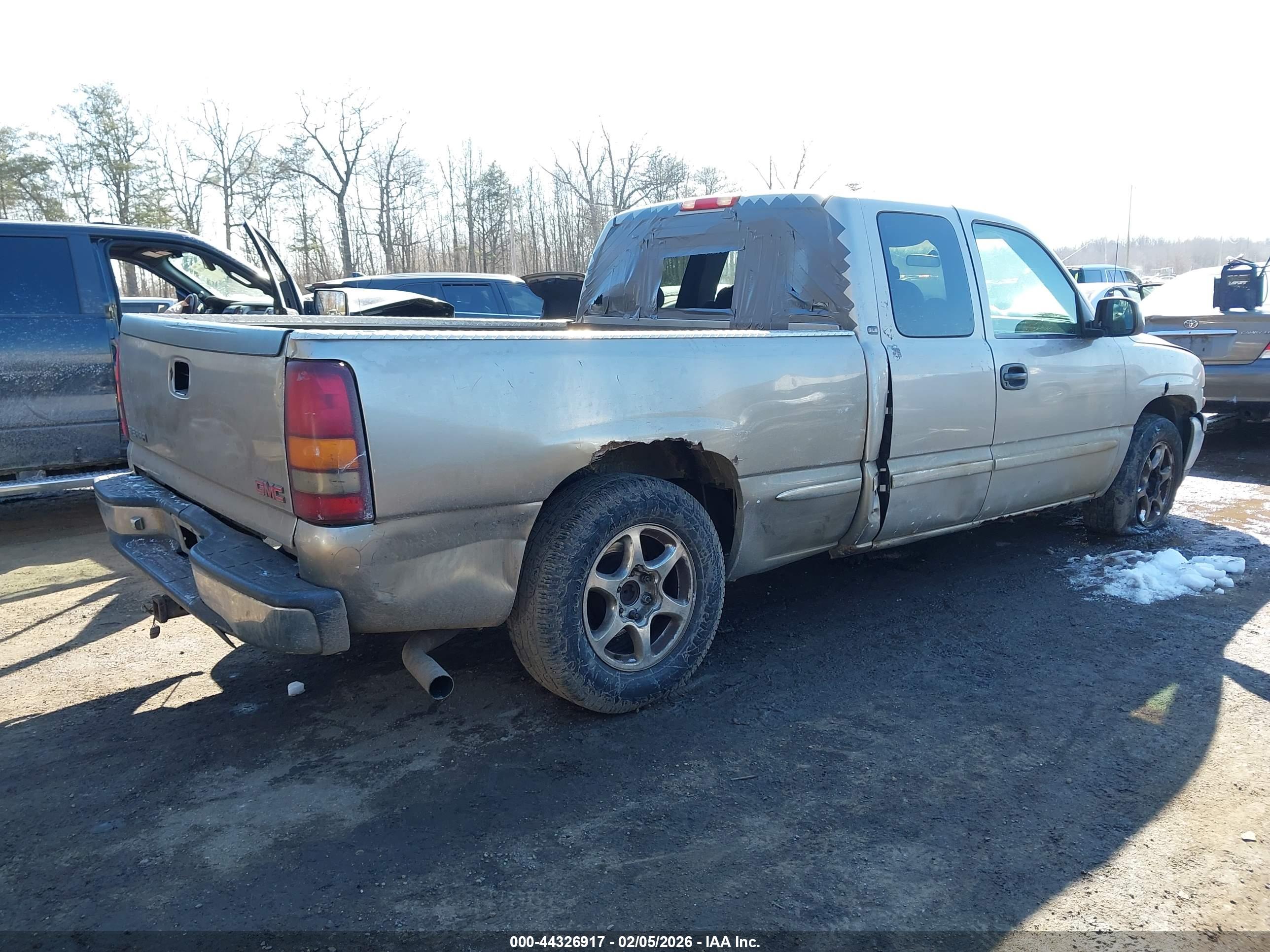 GMC SIERRA image 4