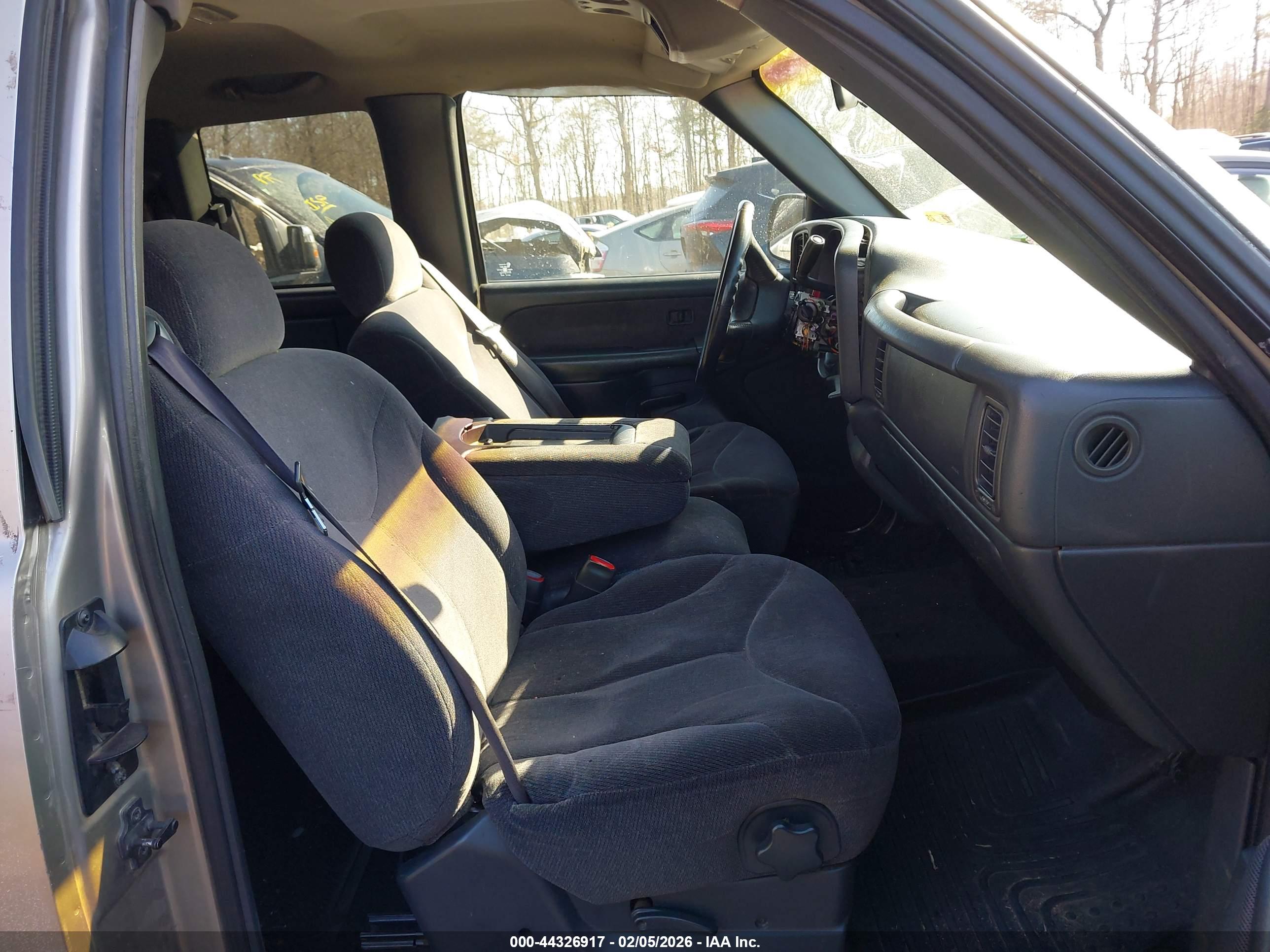 GMC SIERRA image 5