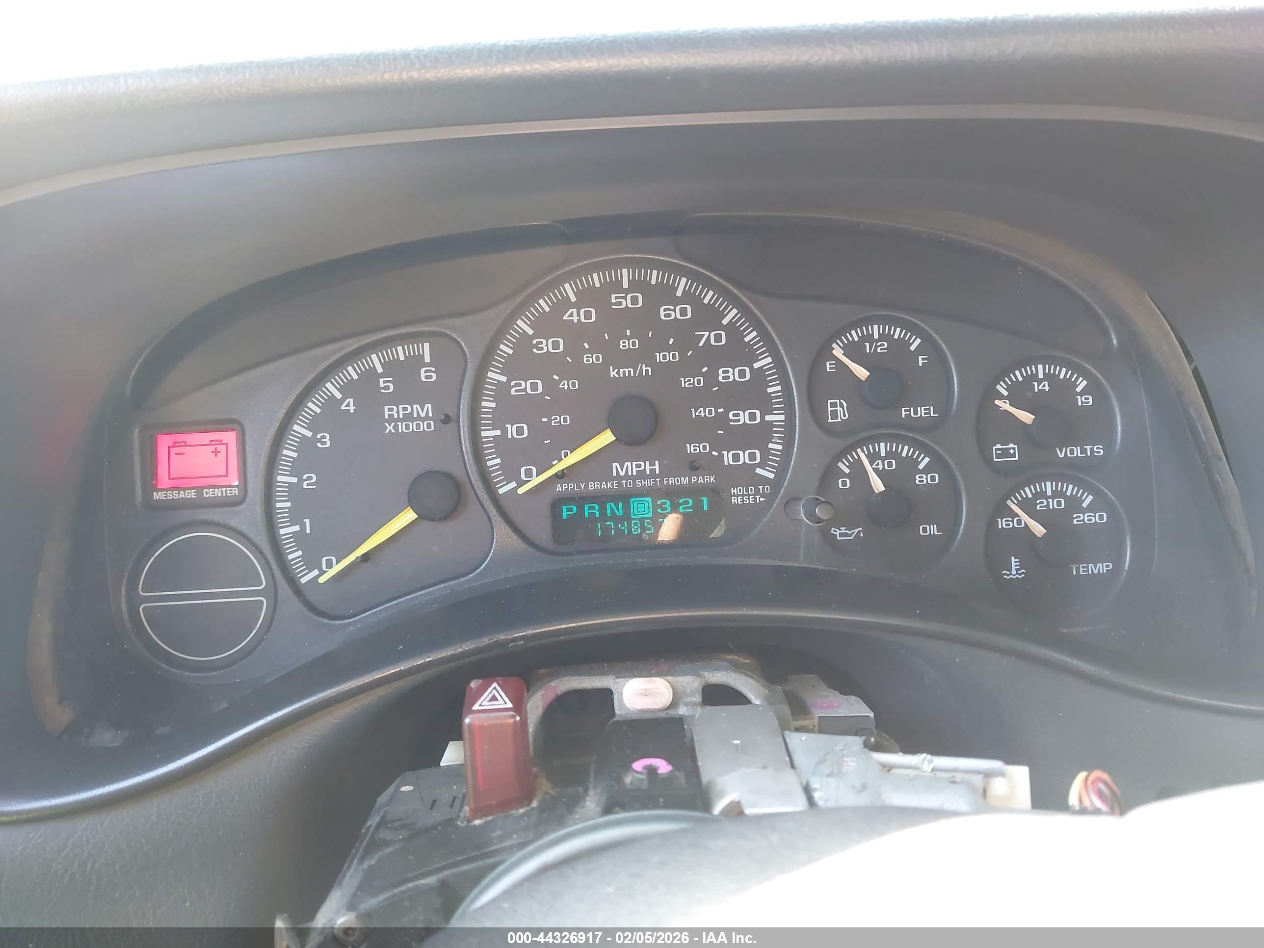 GMC SIERRA image 7