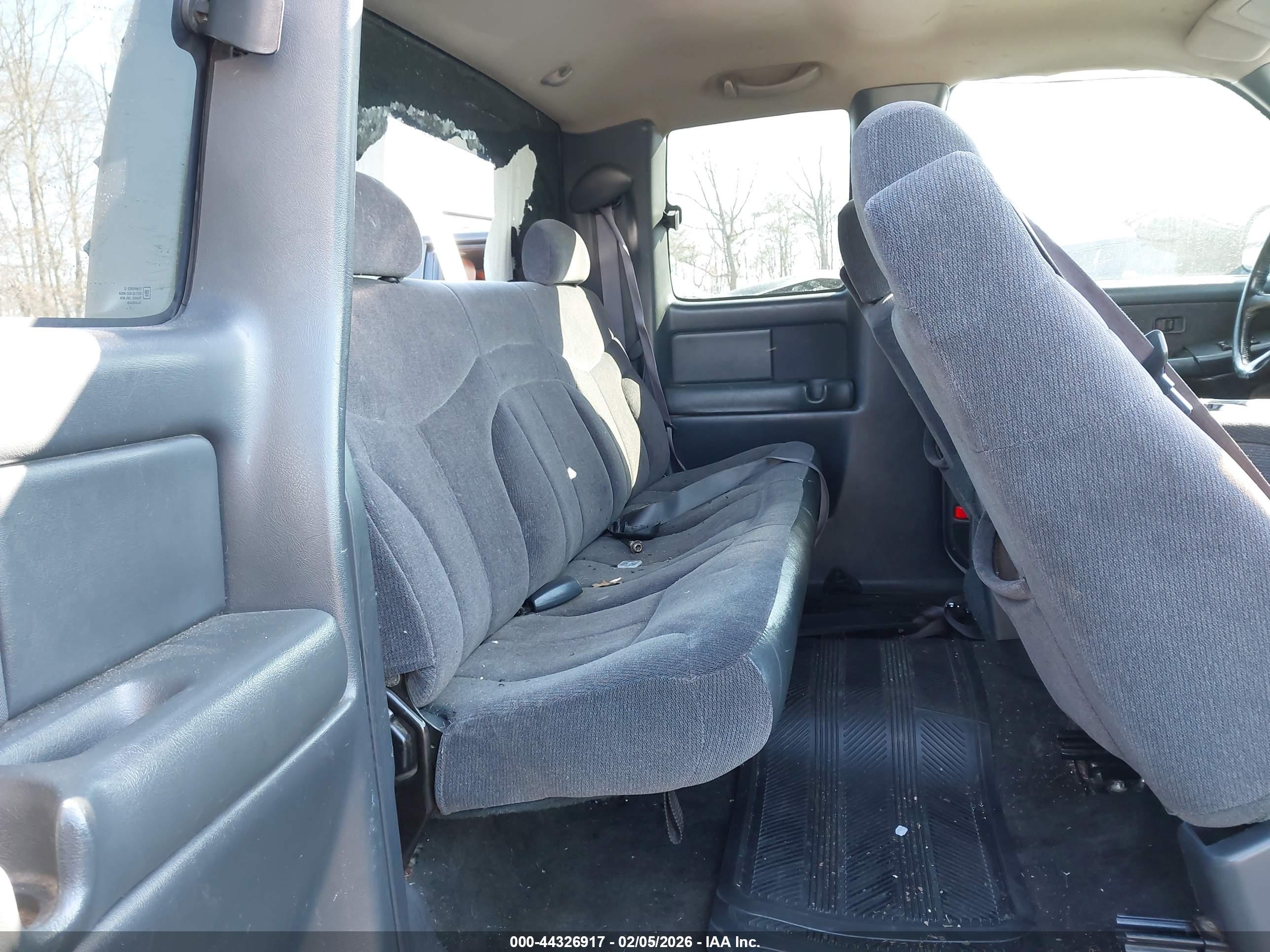 GMC SIERRA image 8