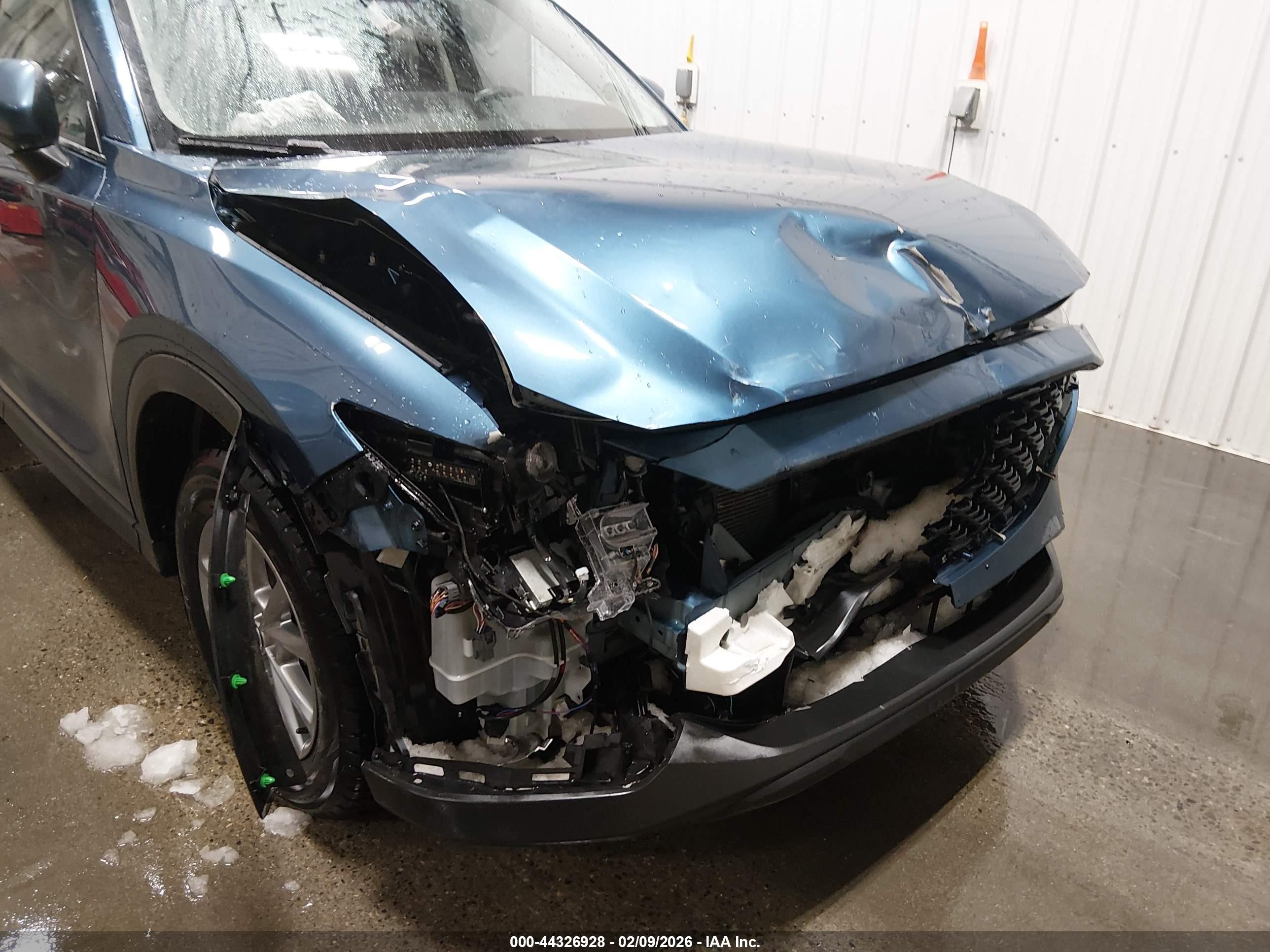 MAZDA CX-5 image 6