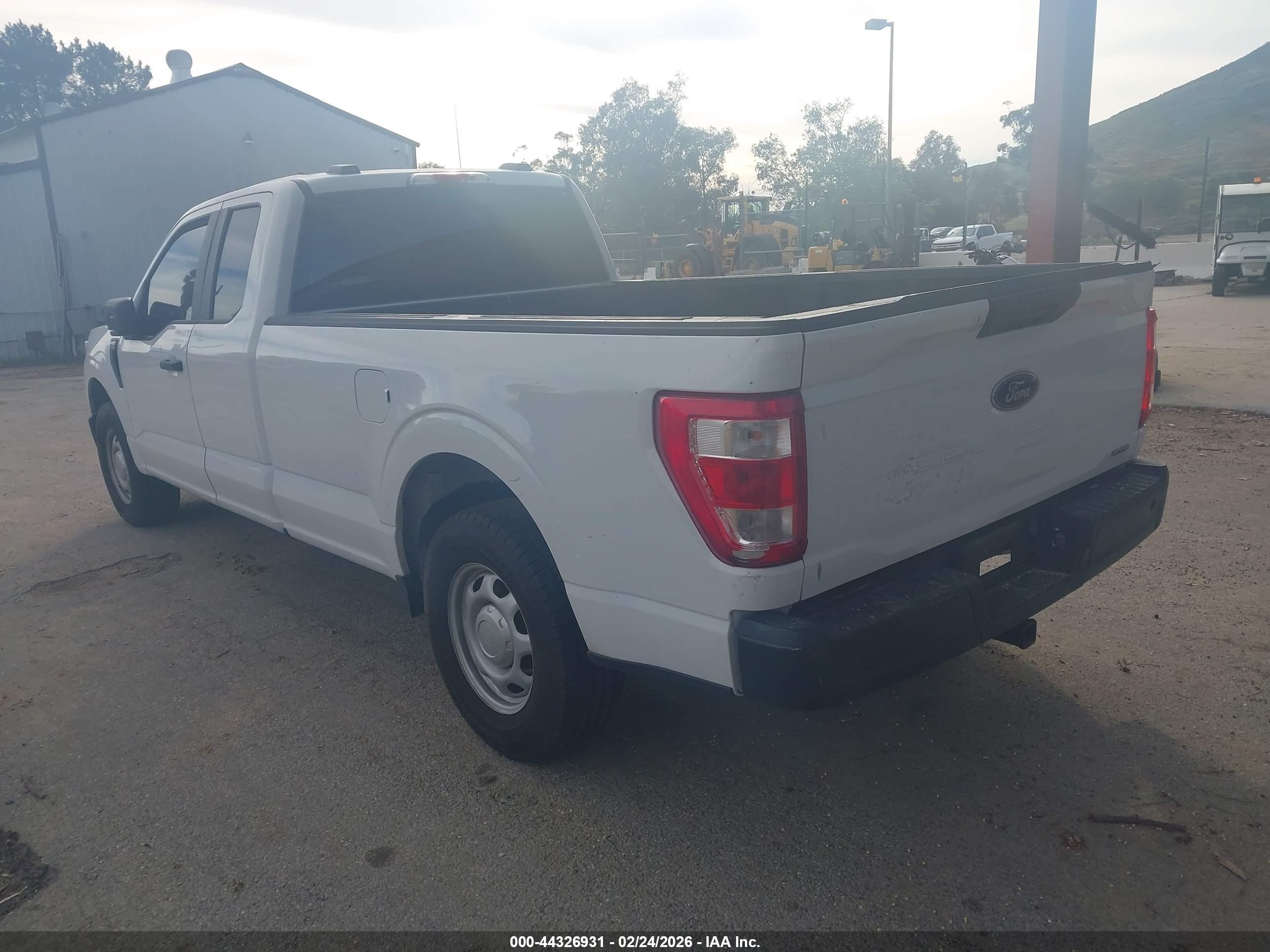 FORD F-150 image 3