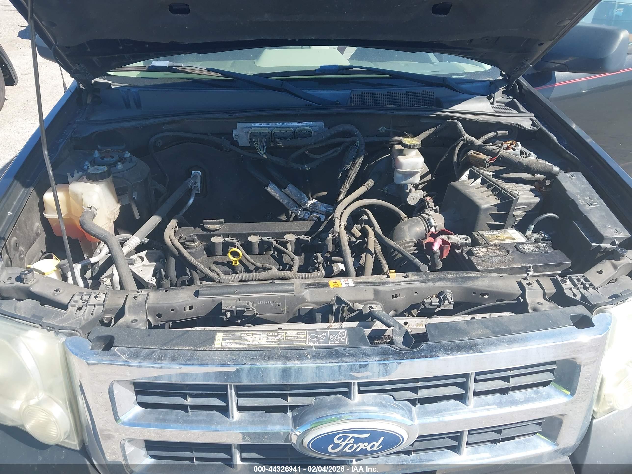 FORD ESCAPE image 10