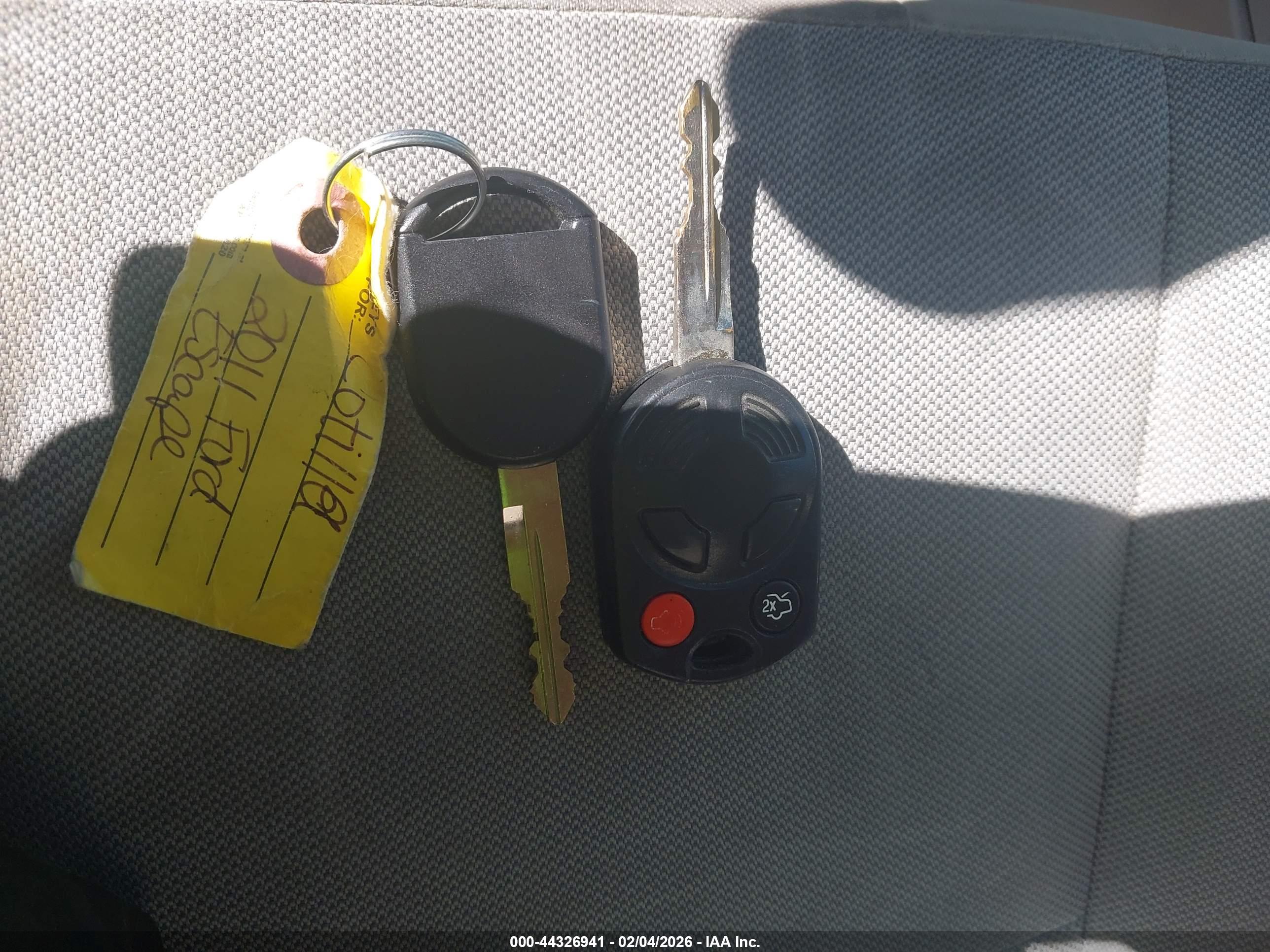 FORD ESCAPE image 11