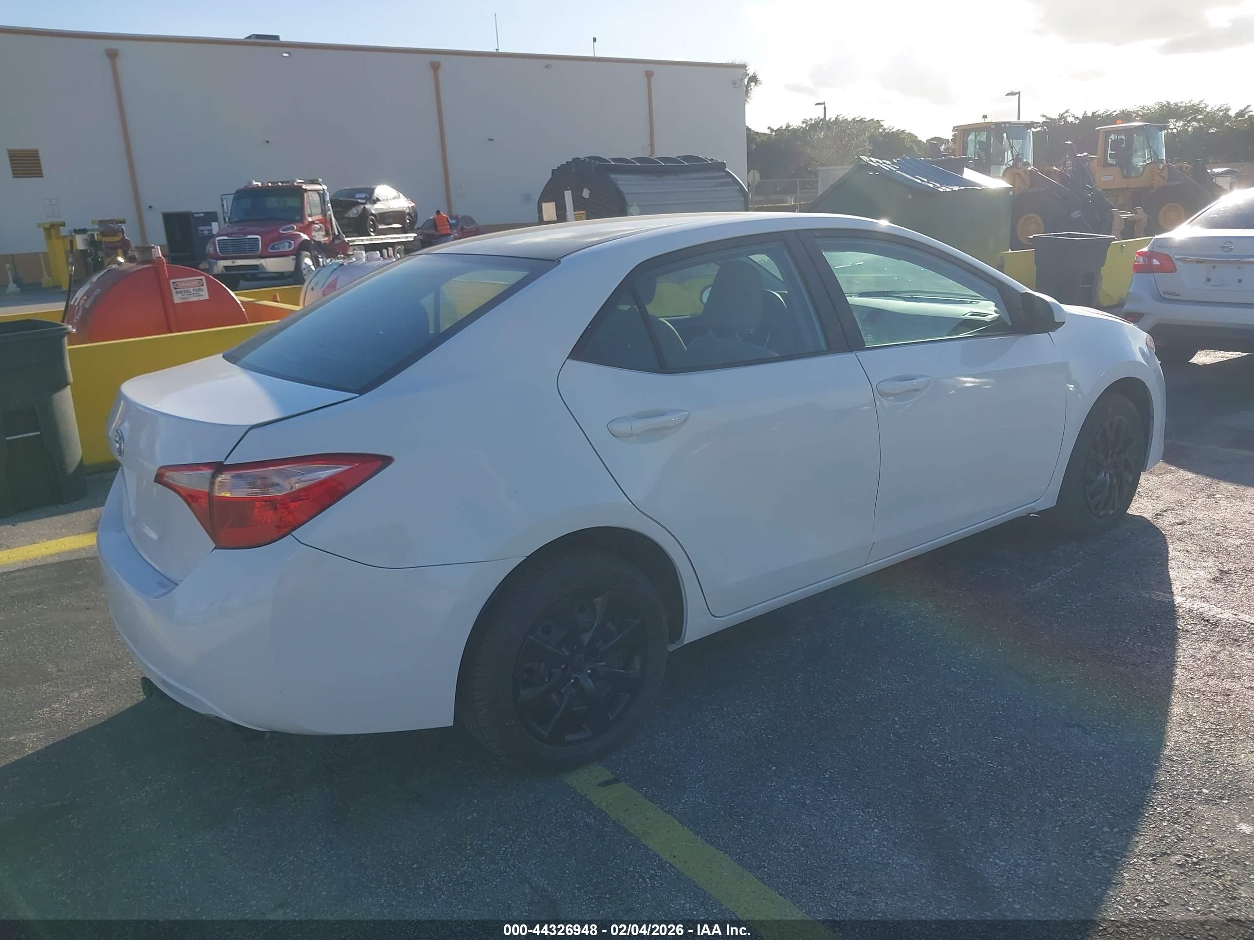TOYOTA COROLLA image 4