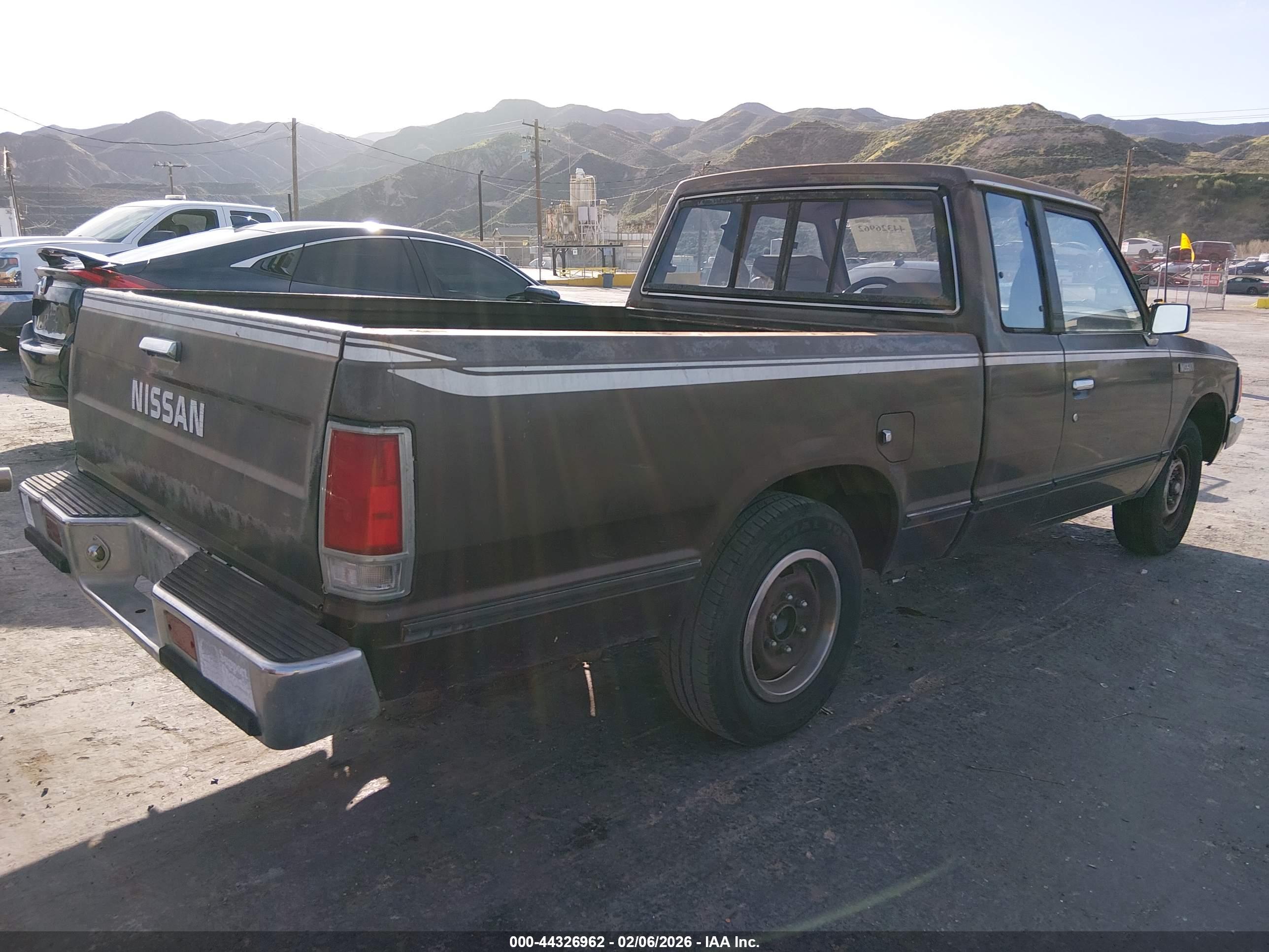 NISSAN 720 image 4