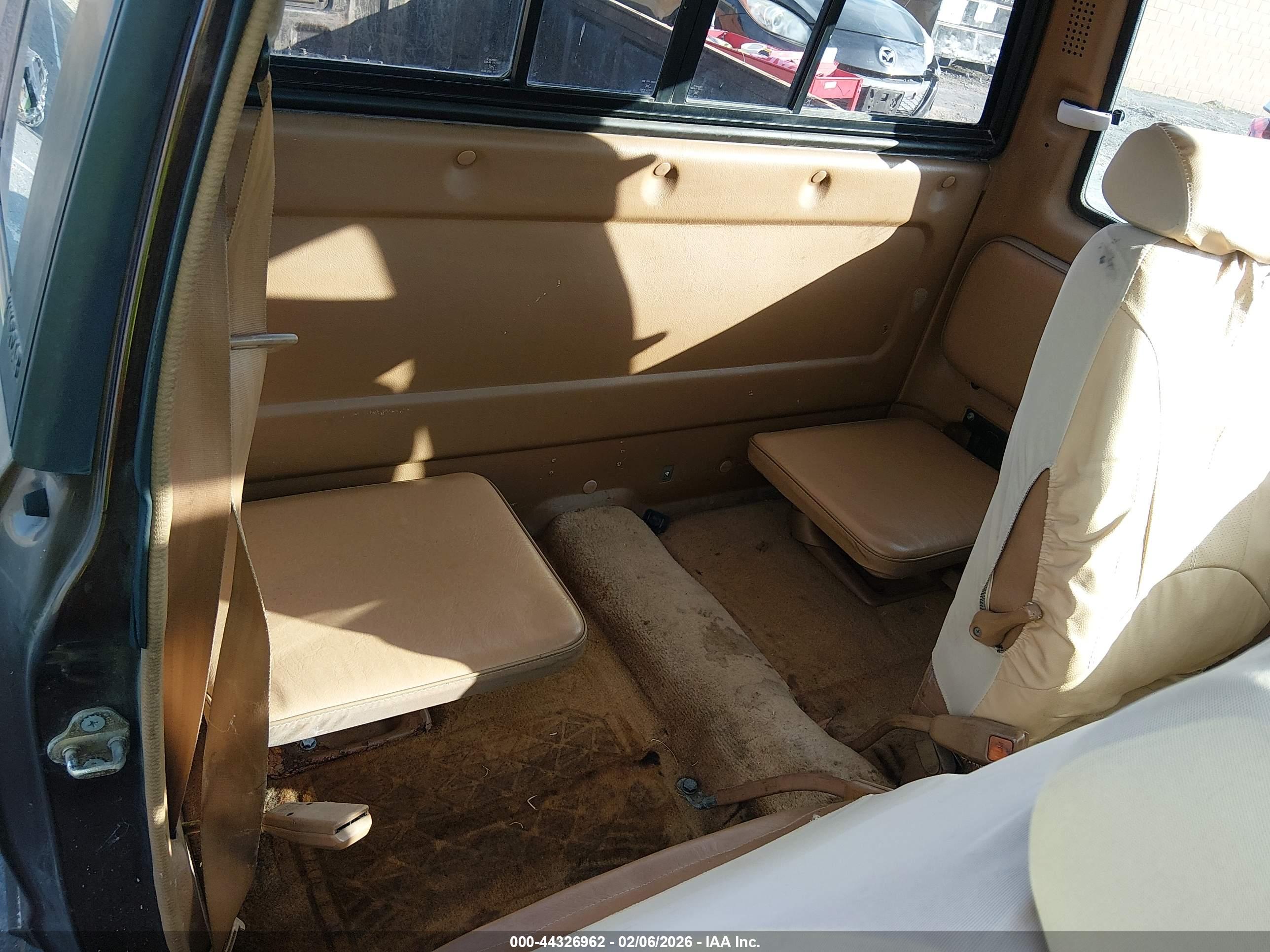 NISSAN 720 image 8
