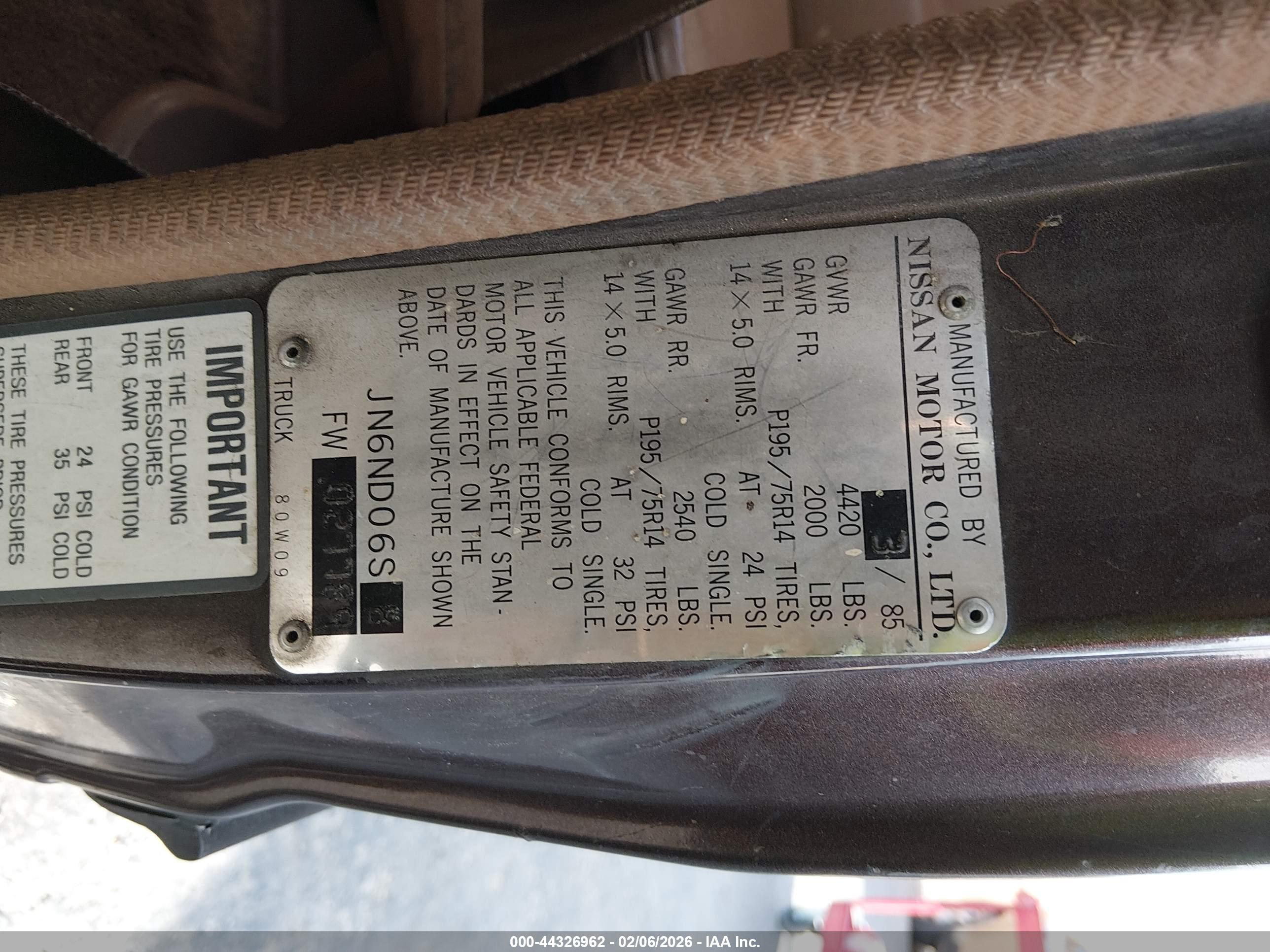 NISSAN 720 image 9