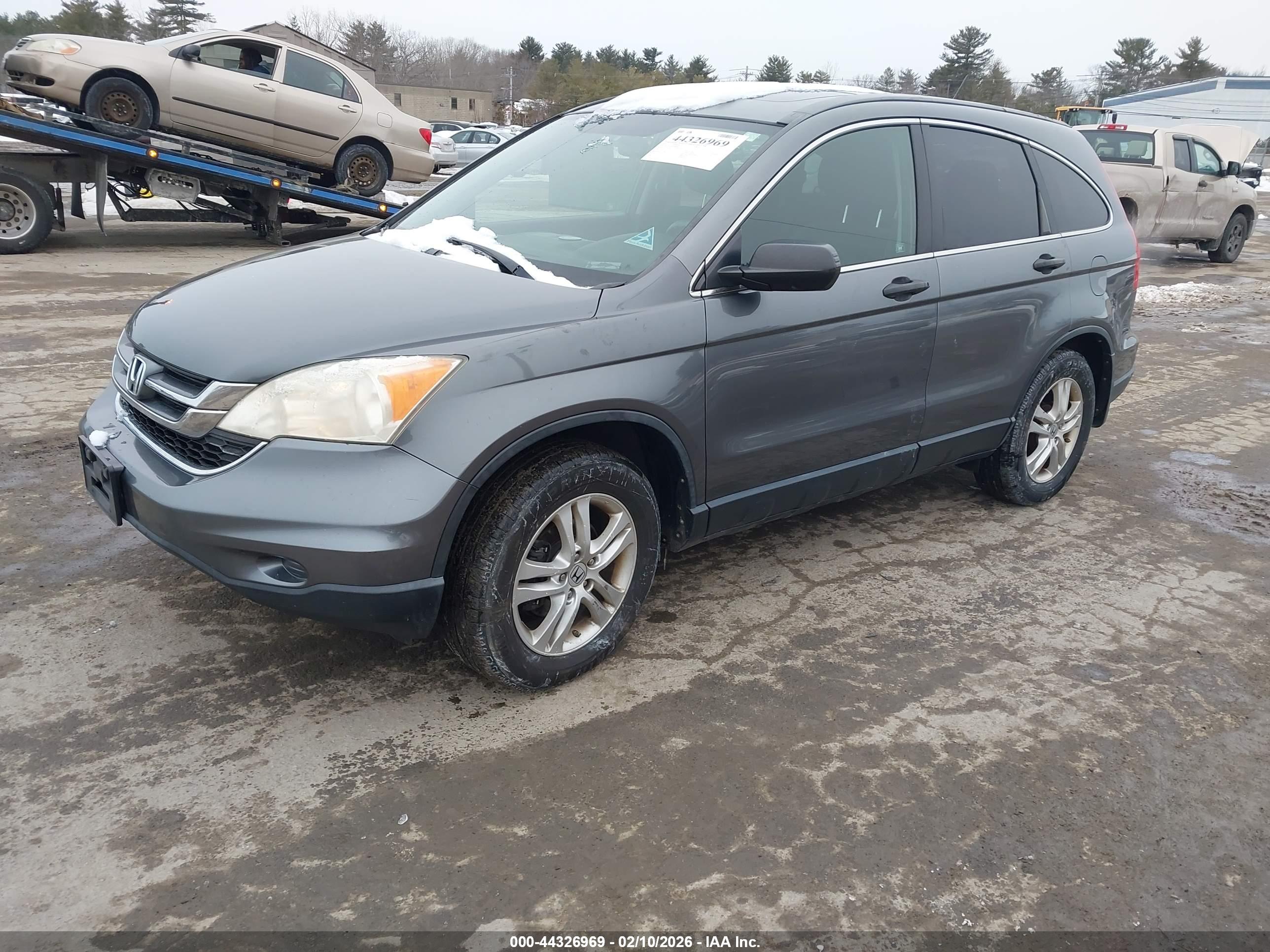 HONDA CR-V image 2