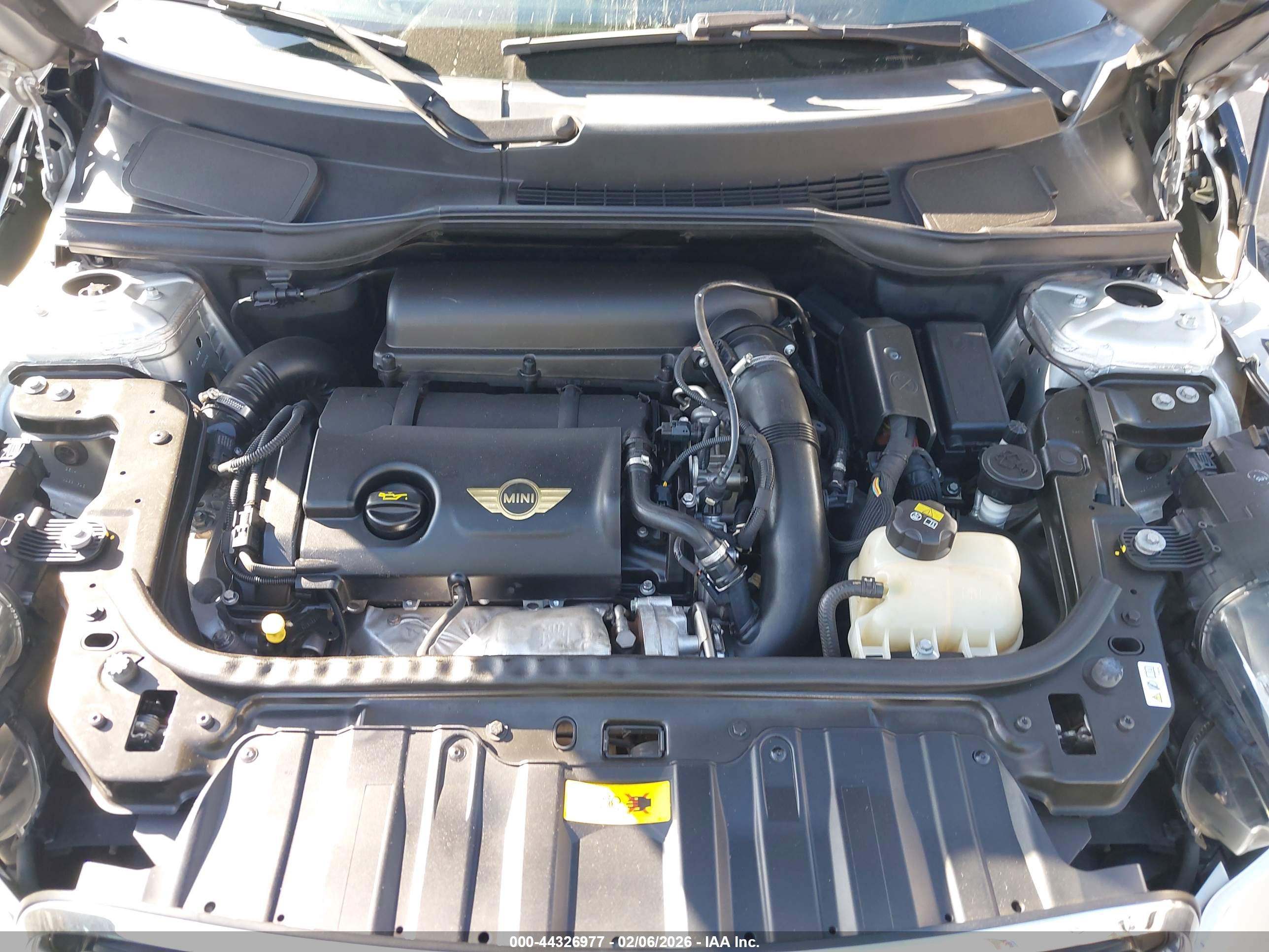 MINI COUNTRYMAN image 10