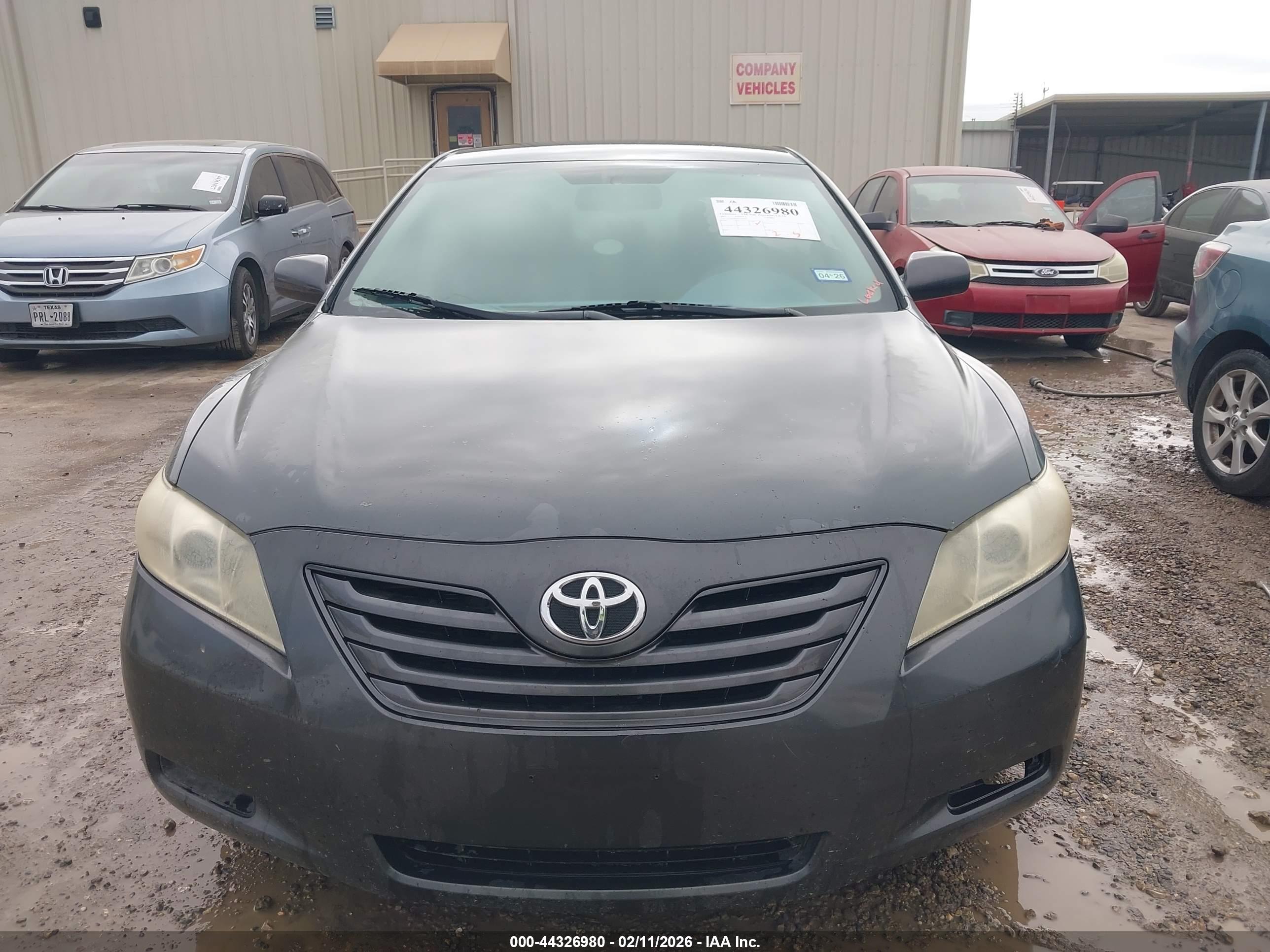 TOYOTA CAMRY image 6