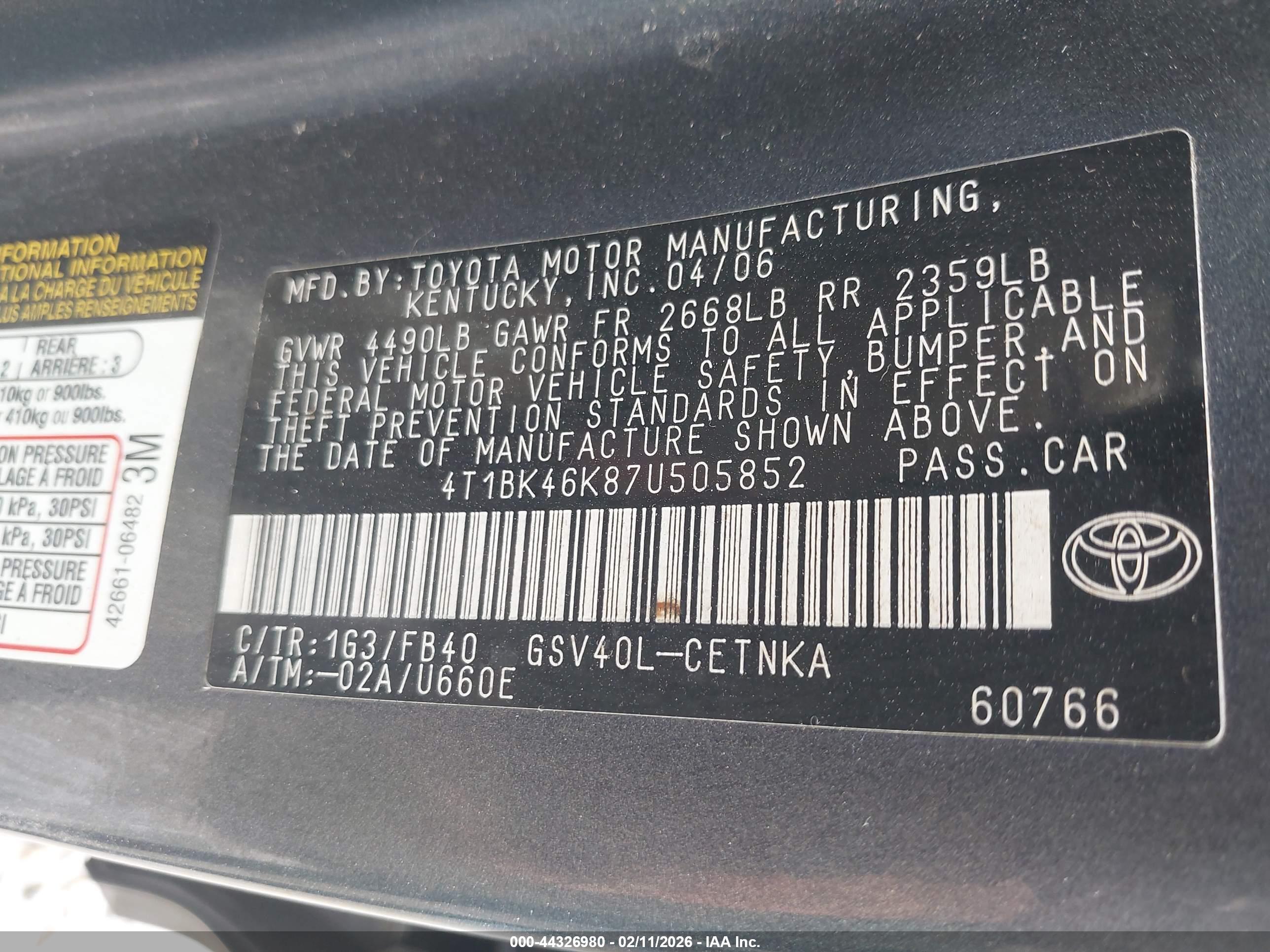 TOYOTA CAMRY image 9