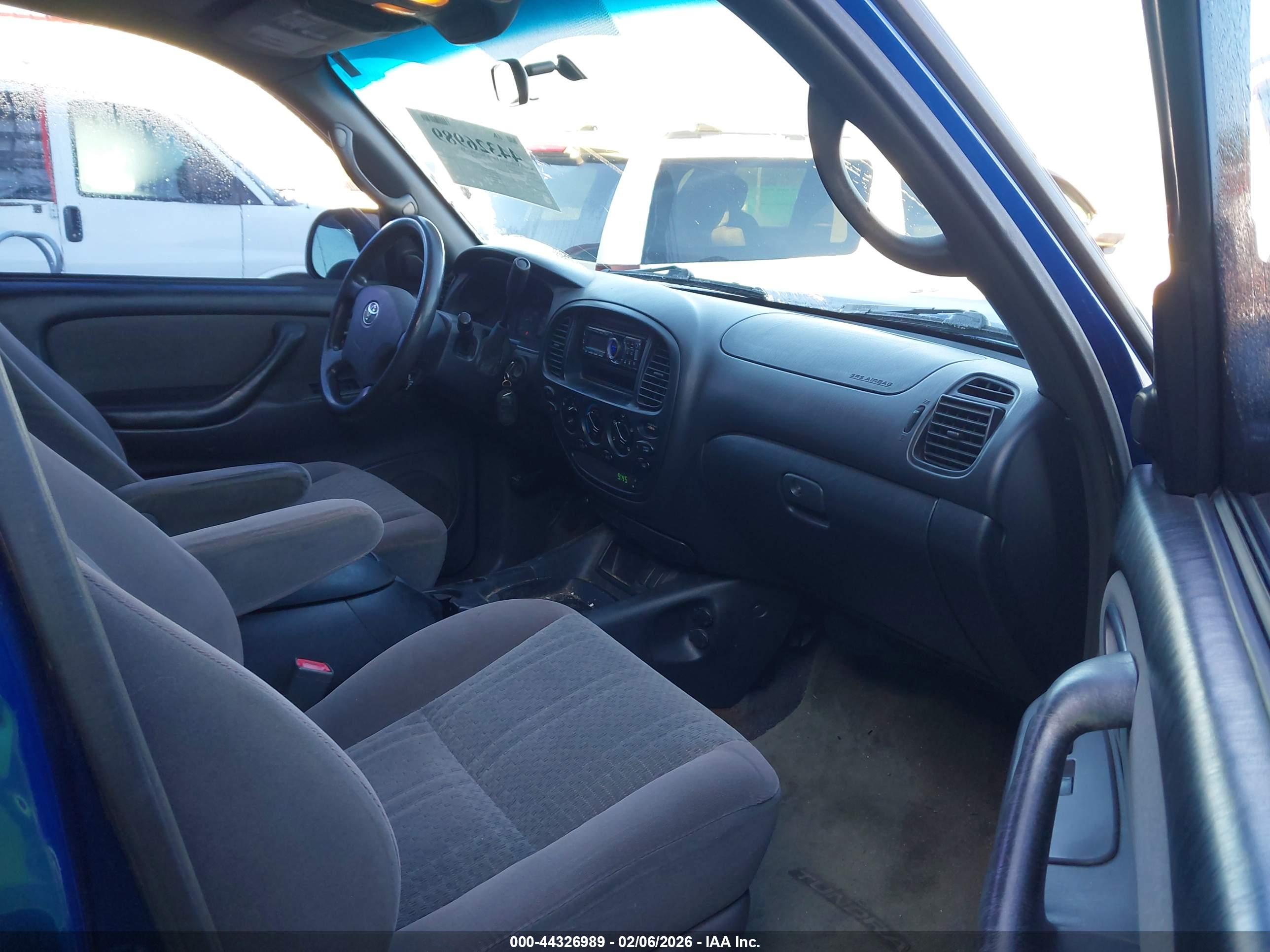 TOYOTA TUNDRA image 5