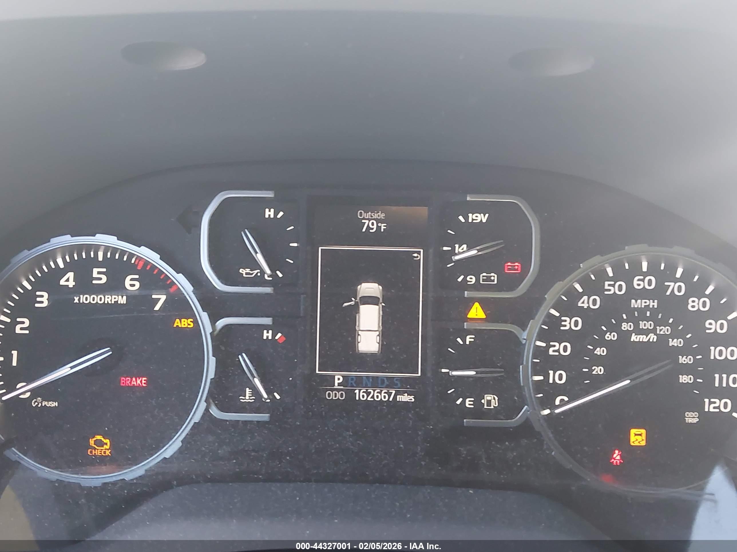 TOYOTA TUNDRA image 7