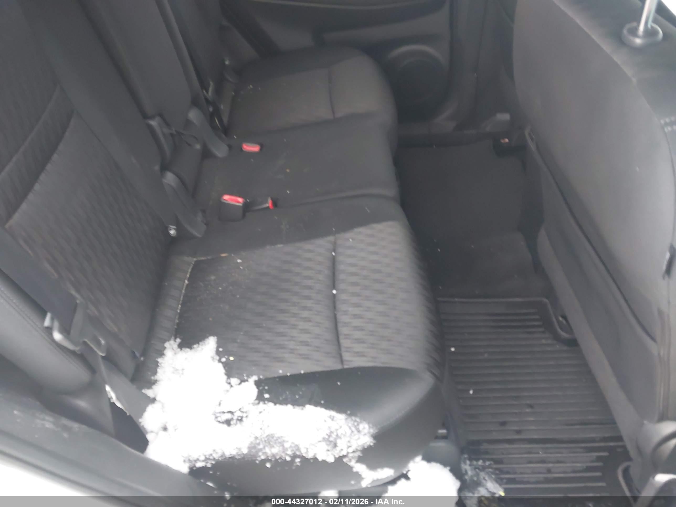NISSAN ROGUE image 8