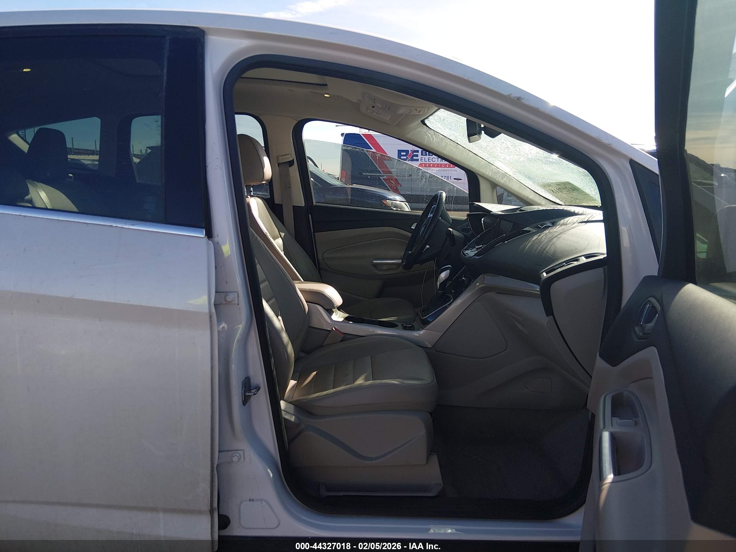 FORD C-MAX image 5