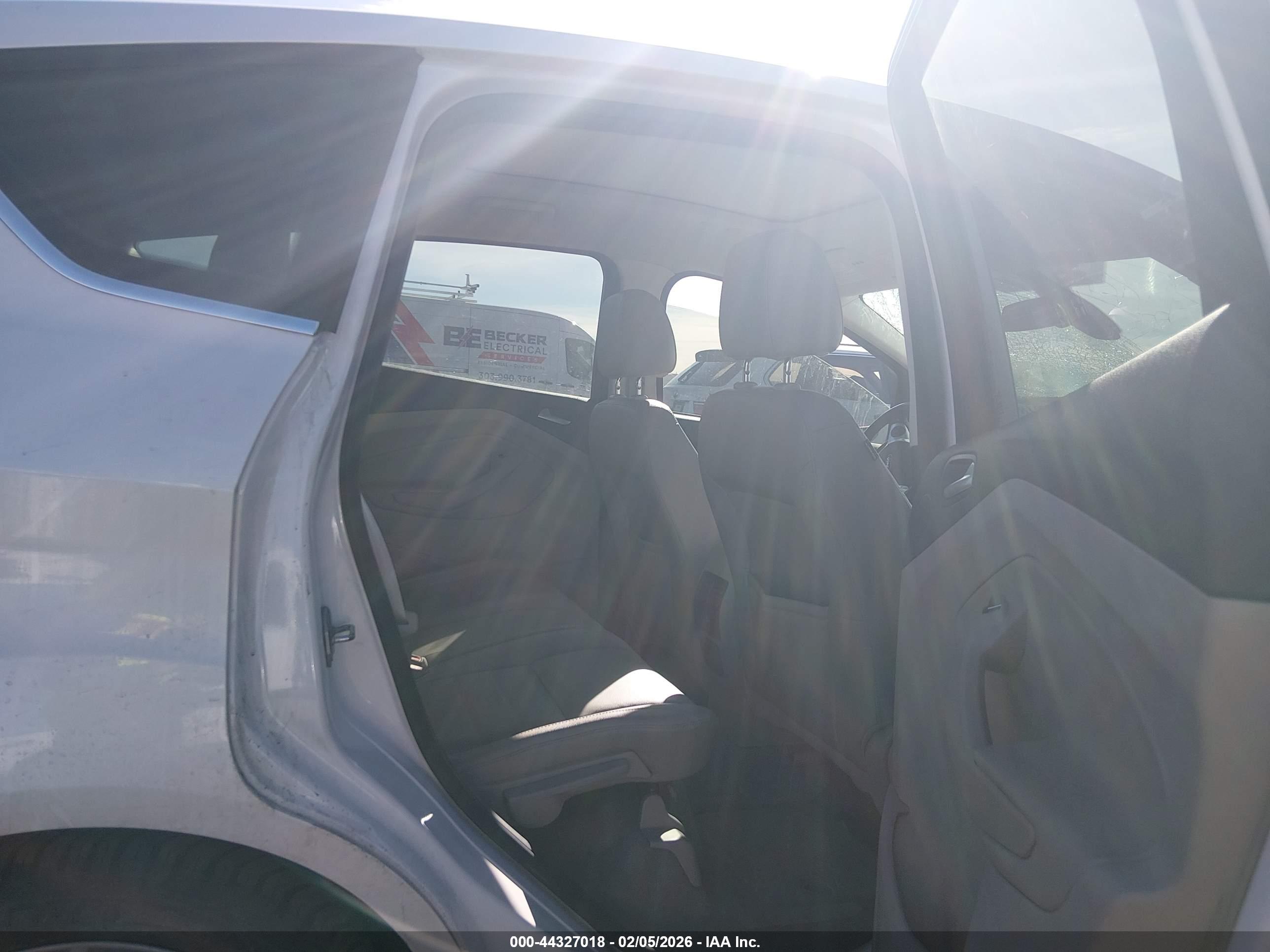 FORD C-MAX image 8