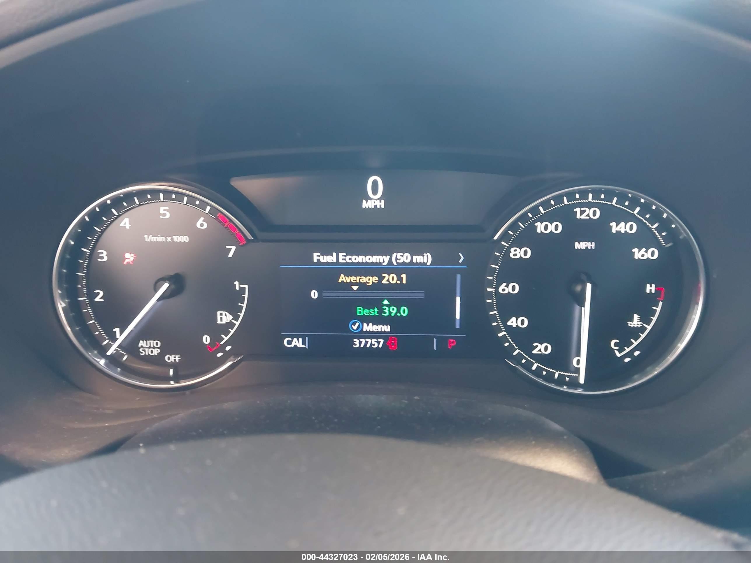 CADILLAC XT4 image 7