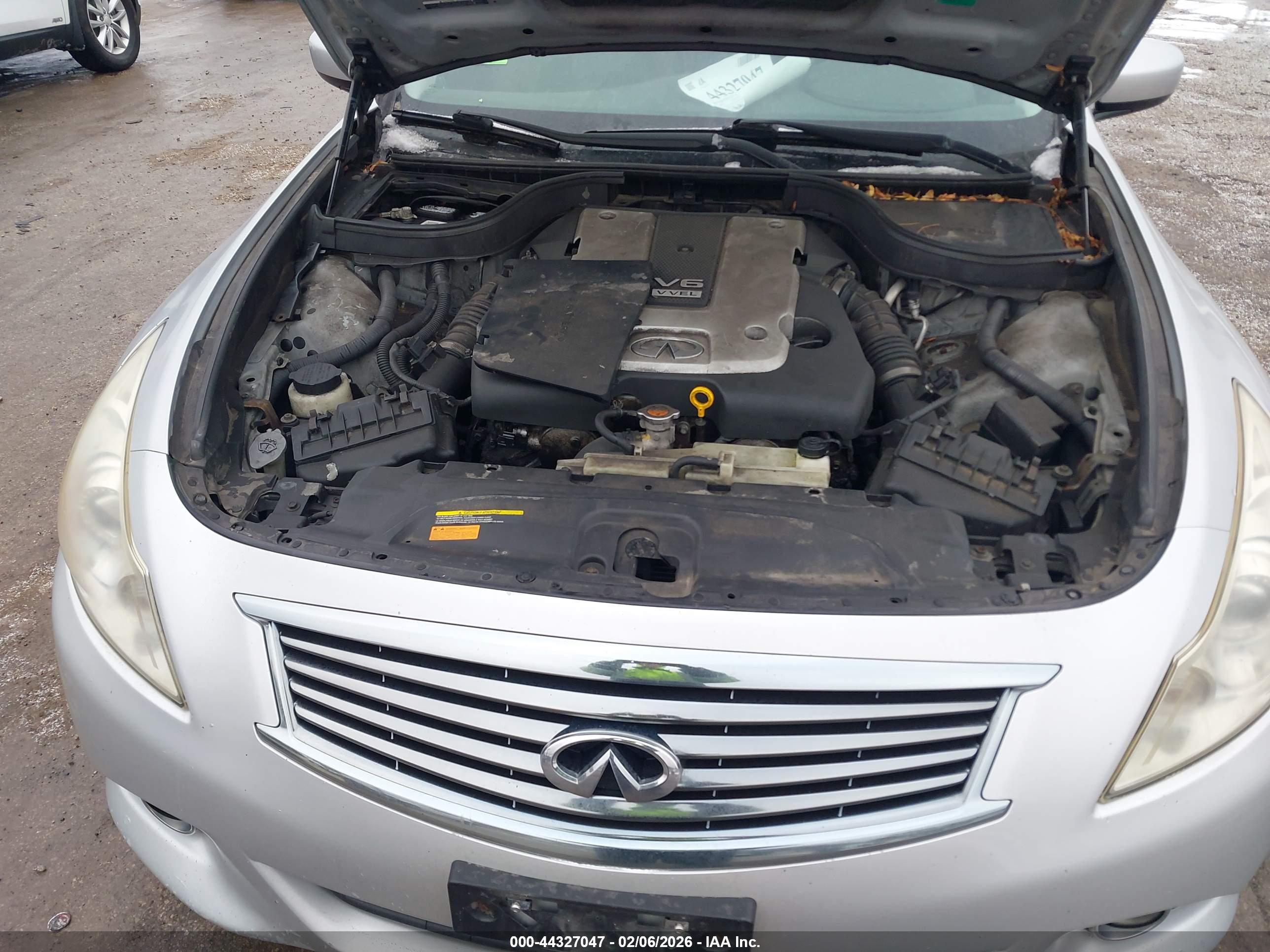 INFINITI G37X image 10