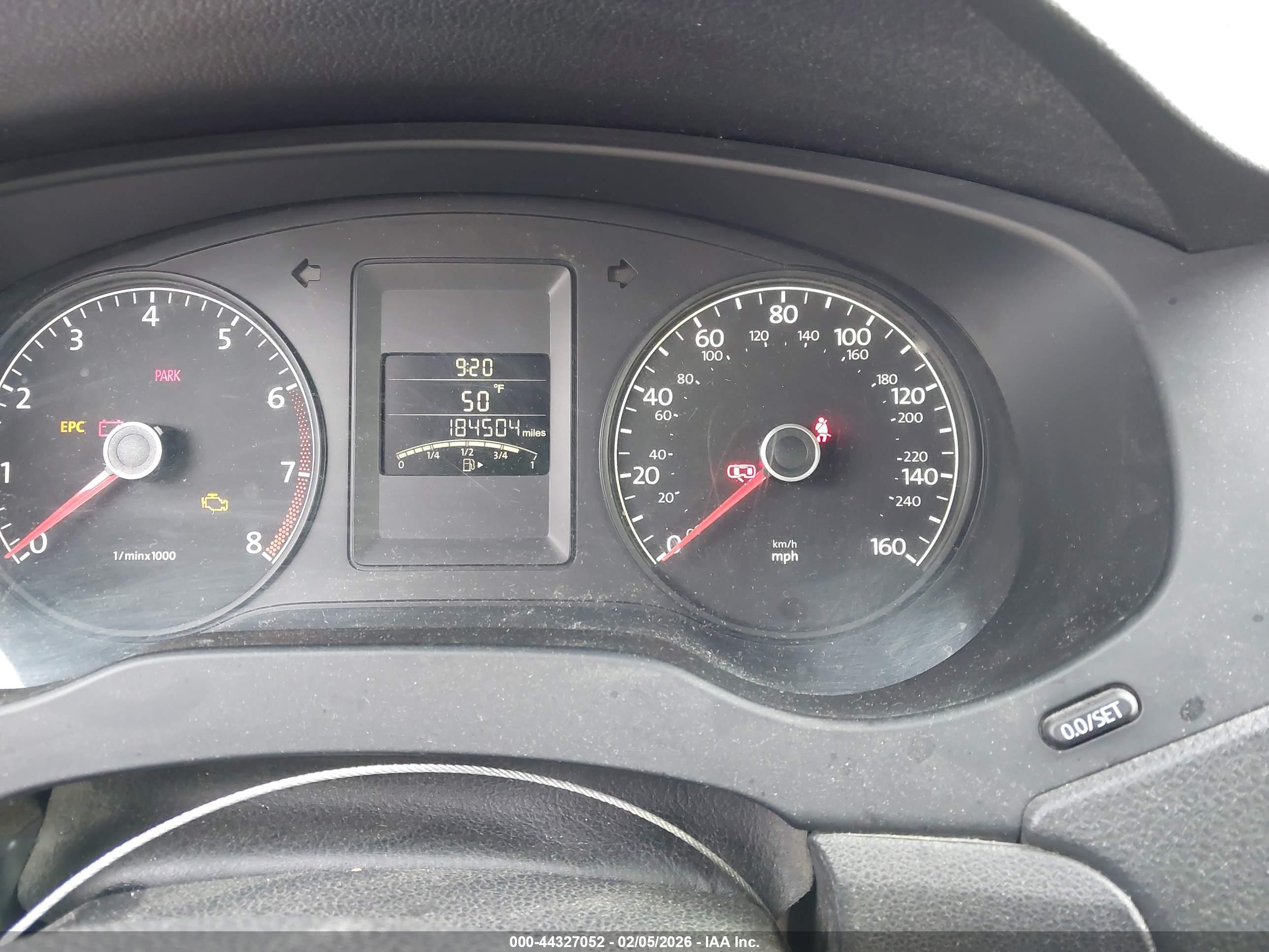 VOLKSWAGEN JETTA image 7