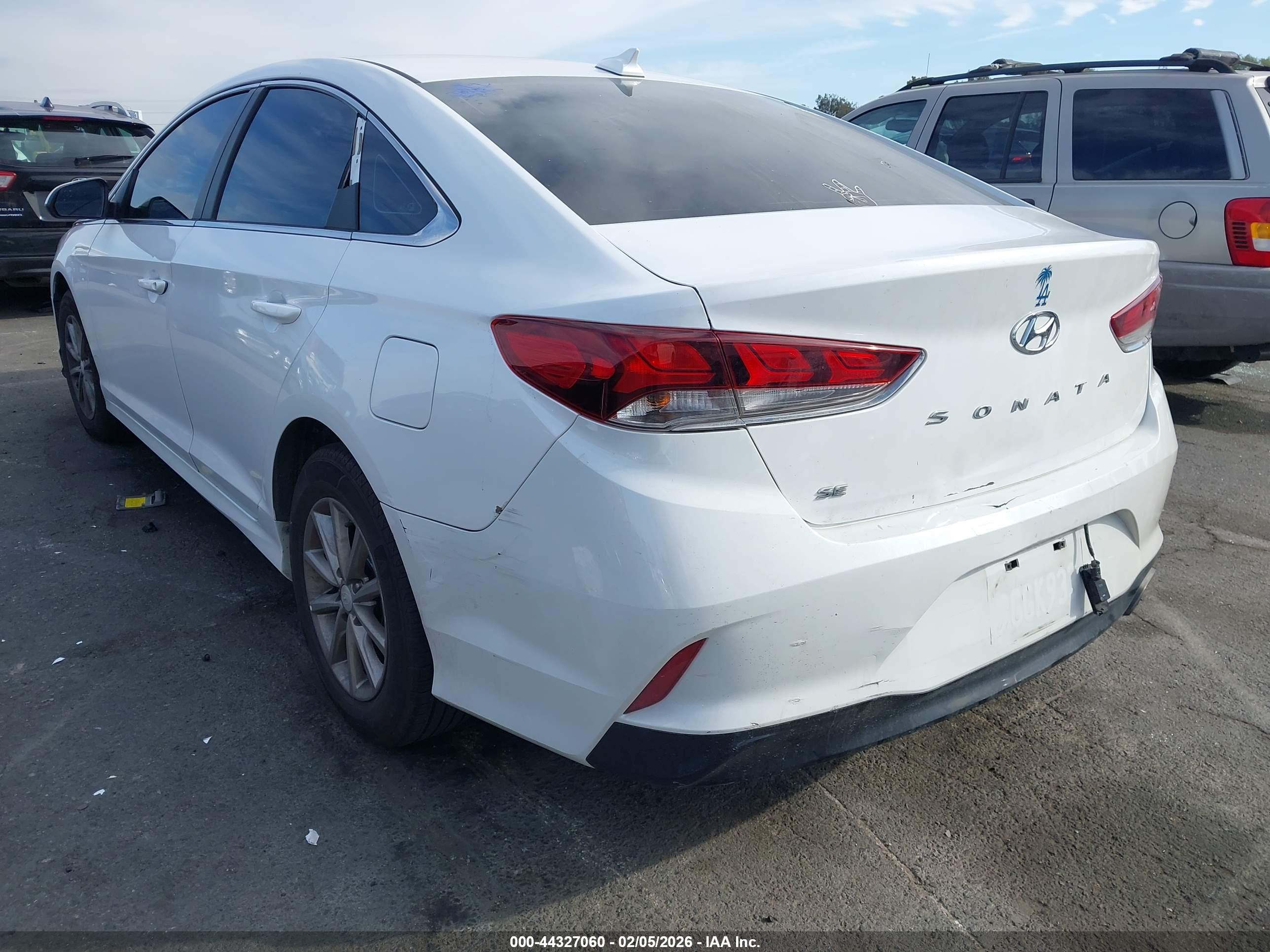 HYUNDAI SONATA image 3