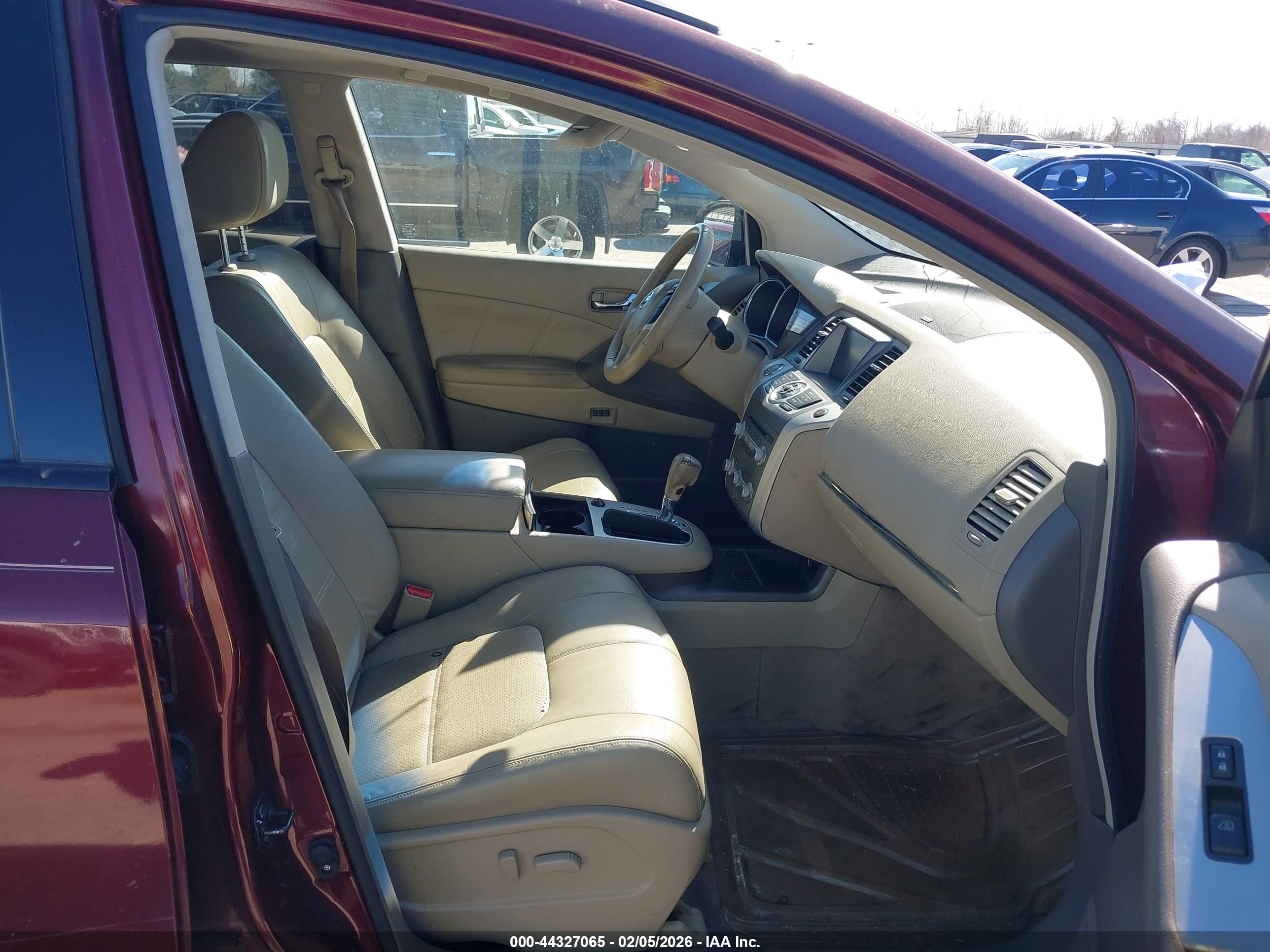 NISSAN MURANO image 5