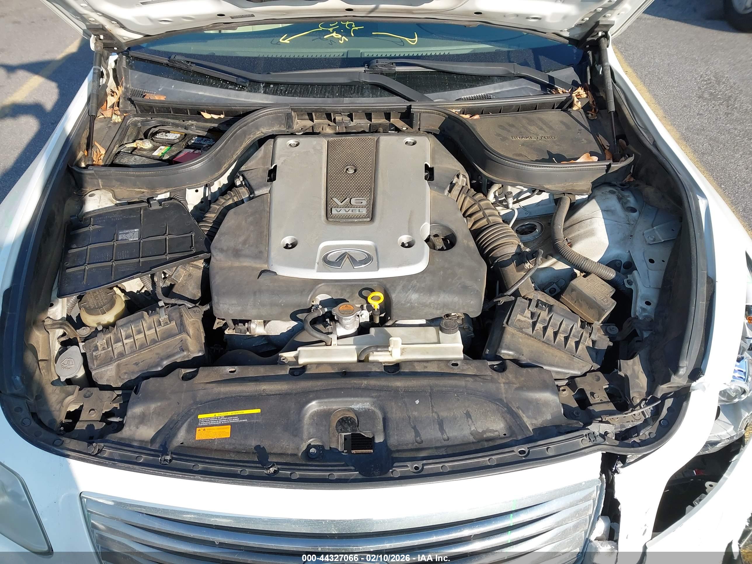 INFINITI G37 image 10