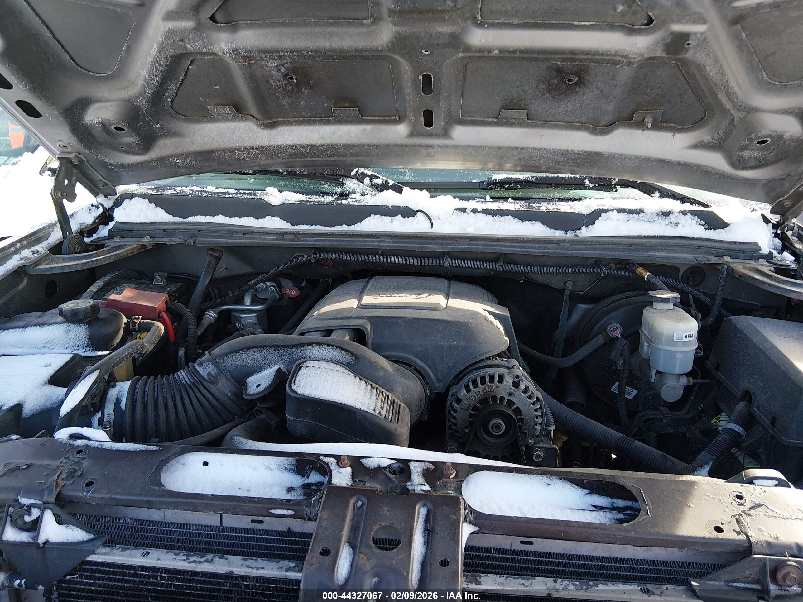 CHEVROLET SILVERADO image 10
