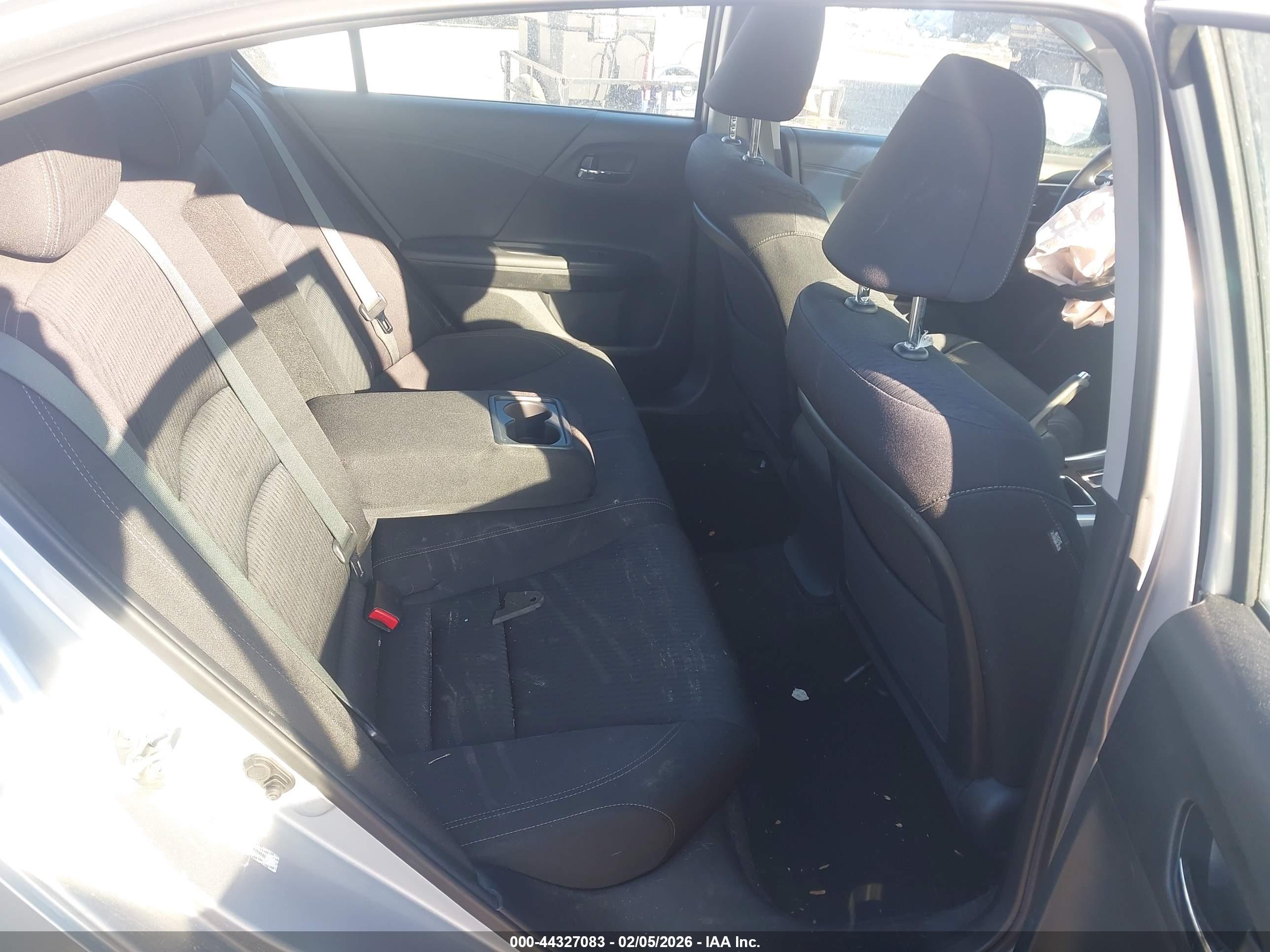 HONDA ACCORD image 8