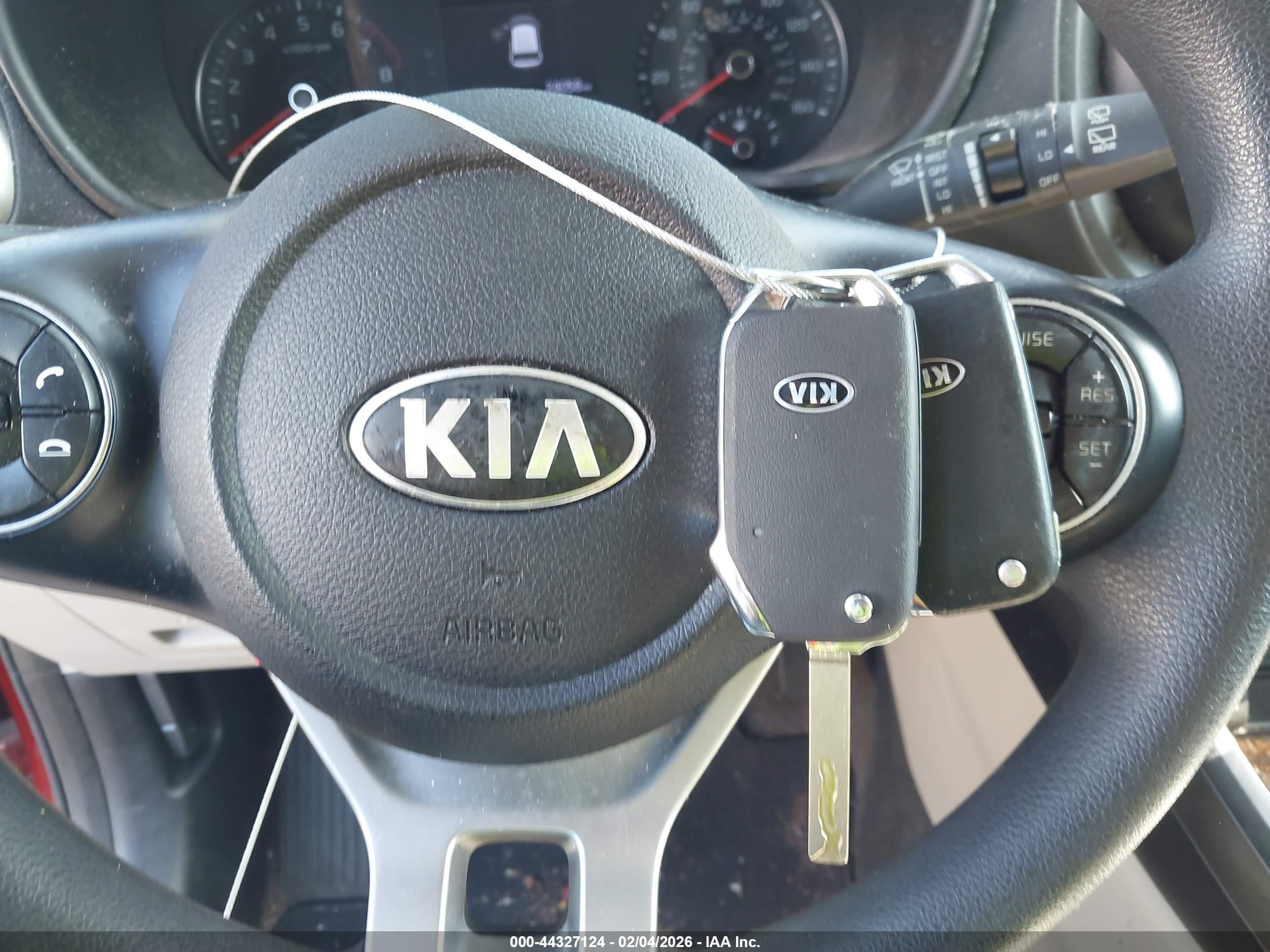 KIA SOUL image 11
