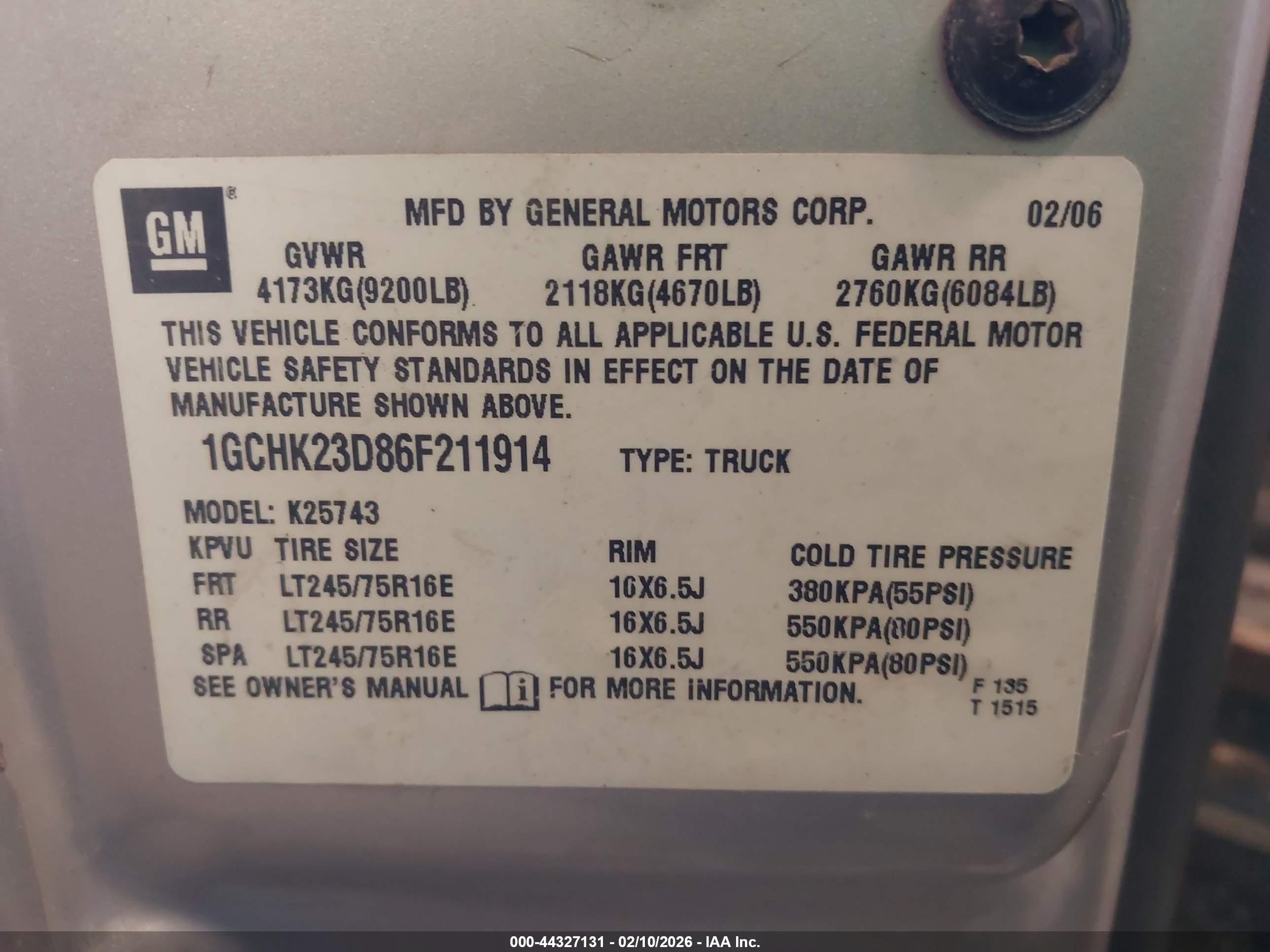 CHEVROLET SILVERADO image 9