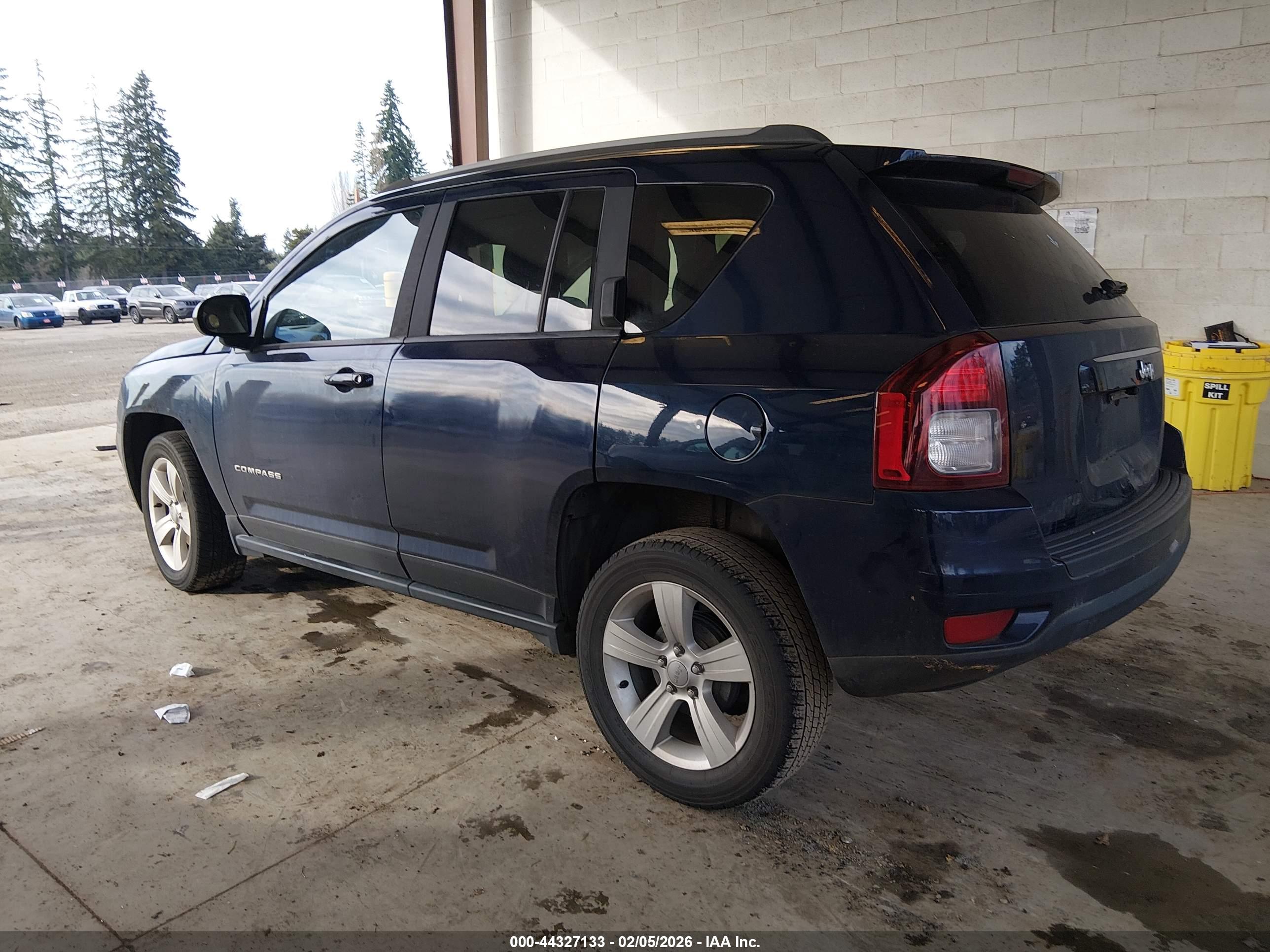 JEEP COMPASS image 3