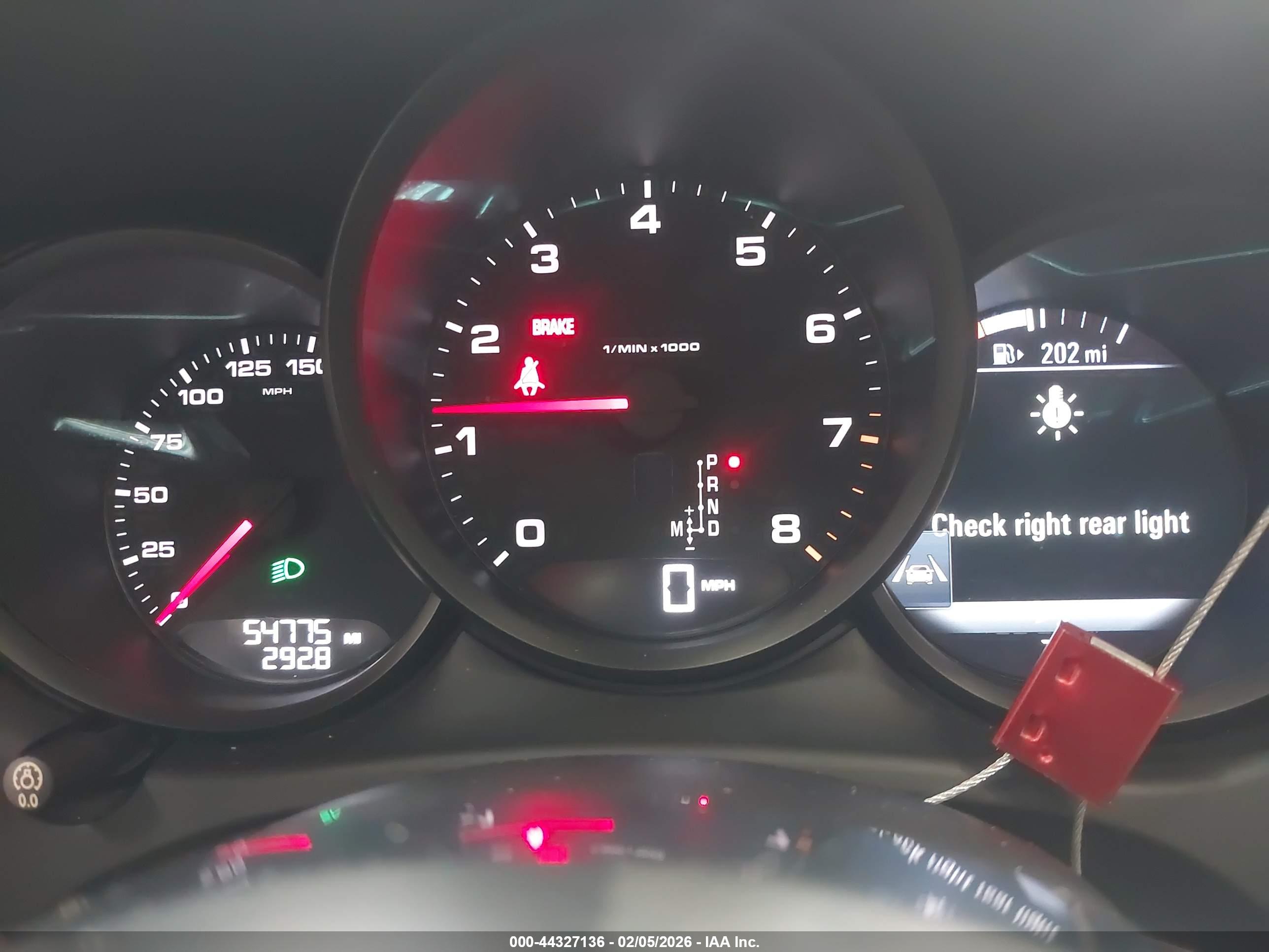 PORSCHE MACAN image 7