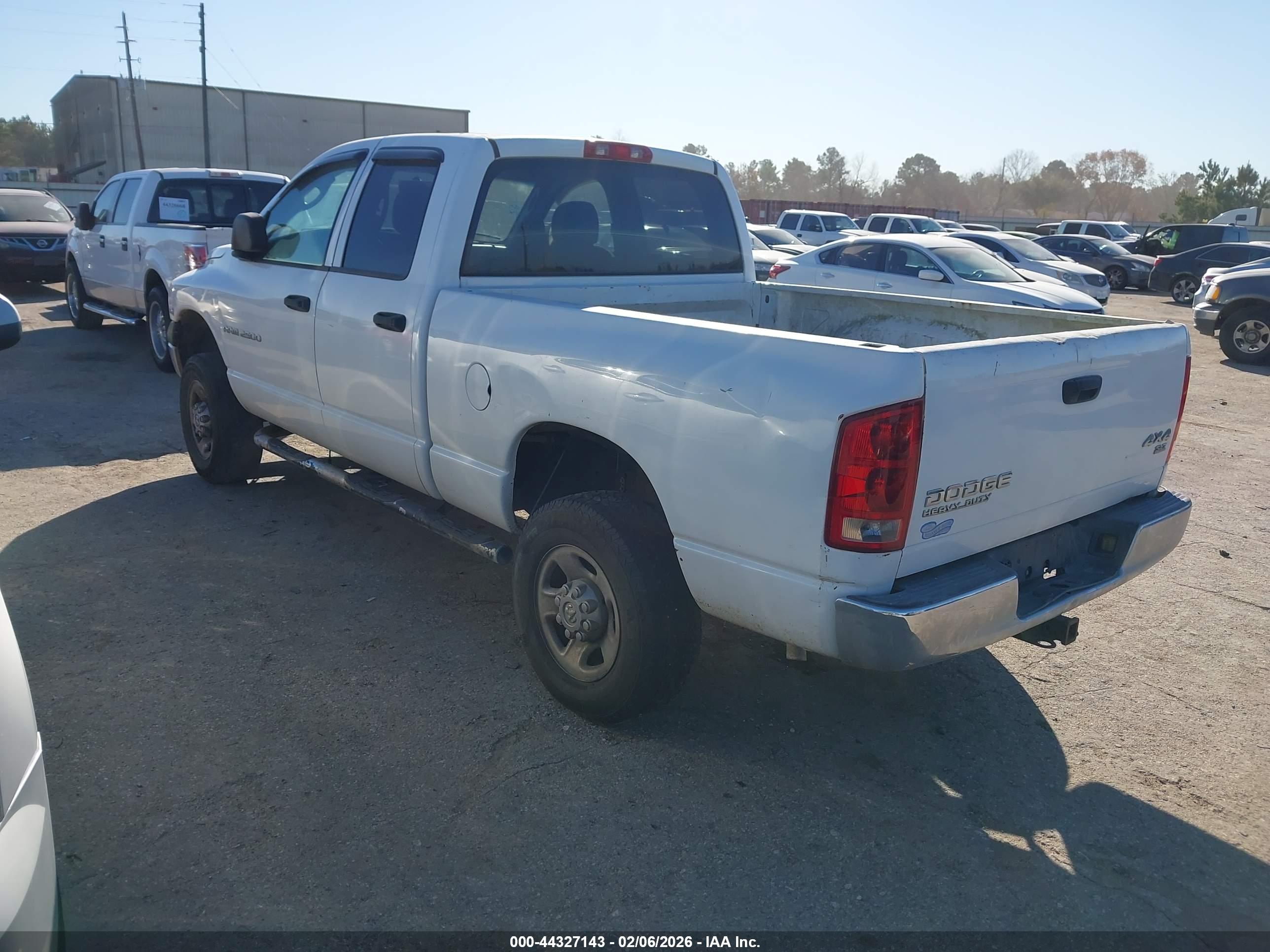 DODGE RAM image 3