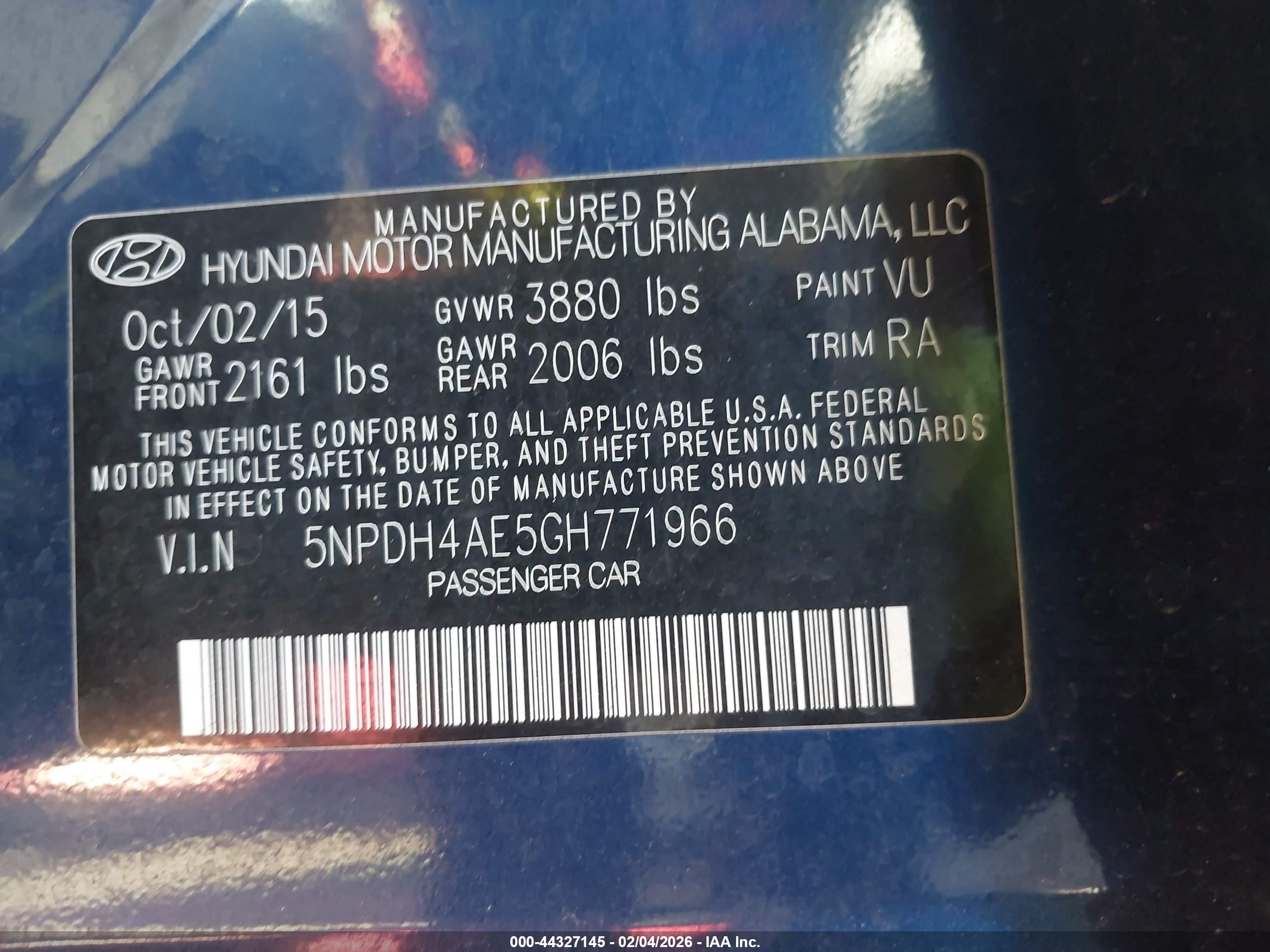 HYUNDAI ELANTRA image 9