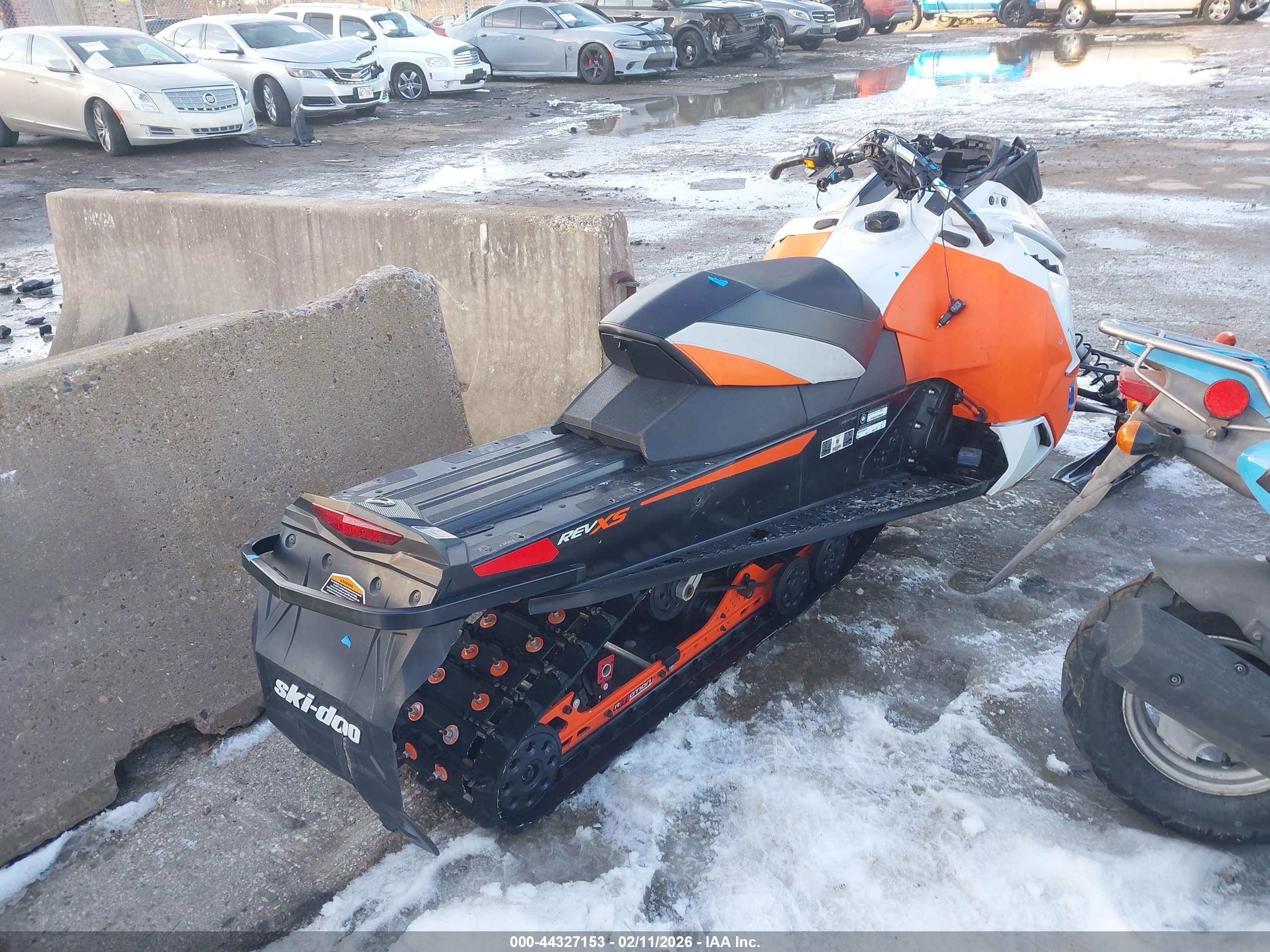 SKI DOO image 4