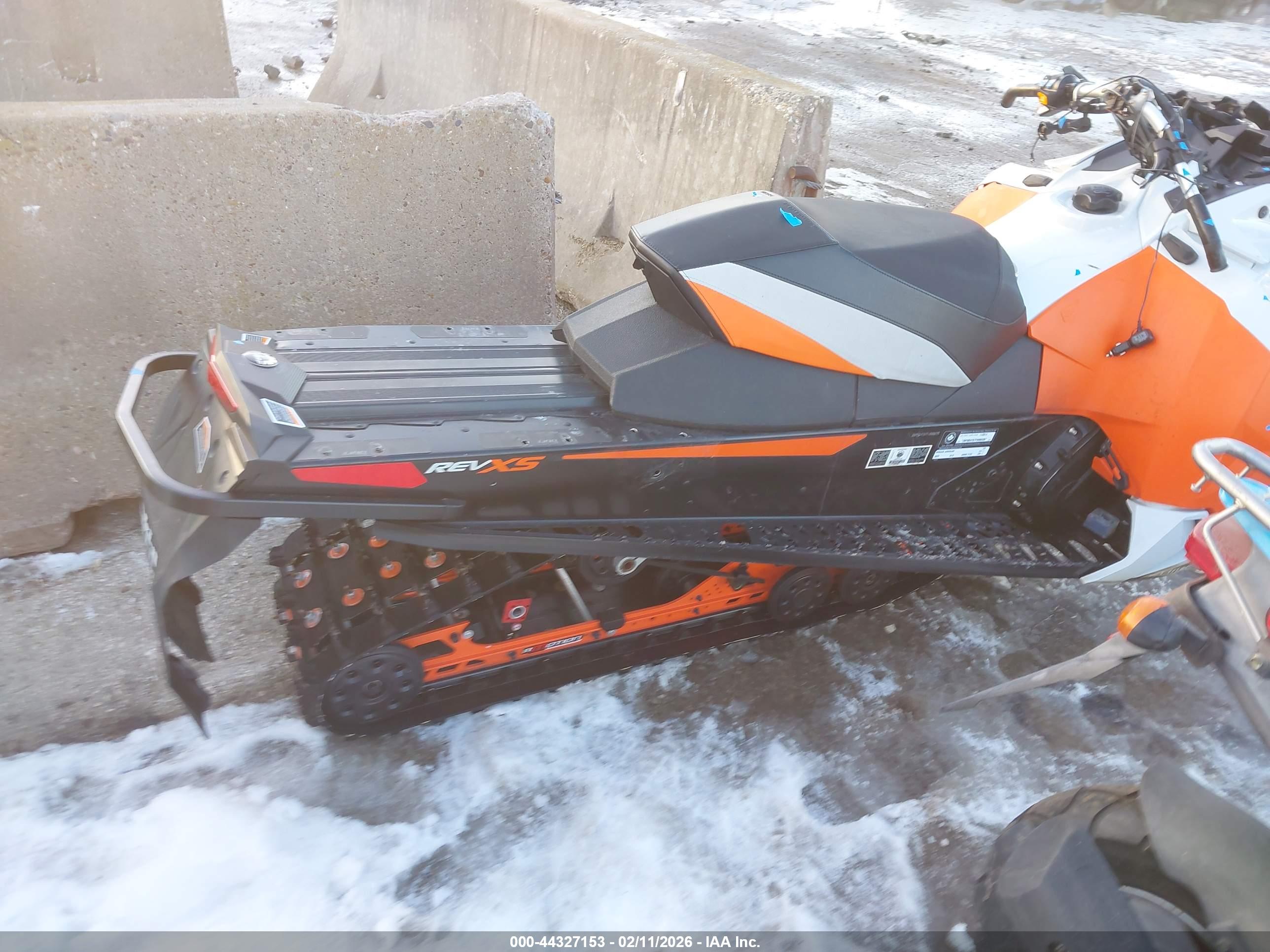 SKI DOO image 8