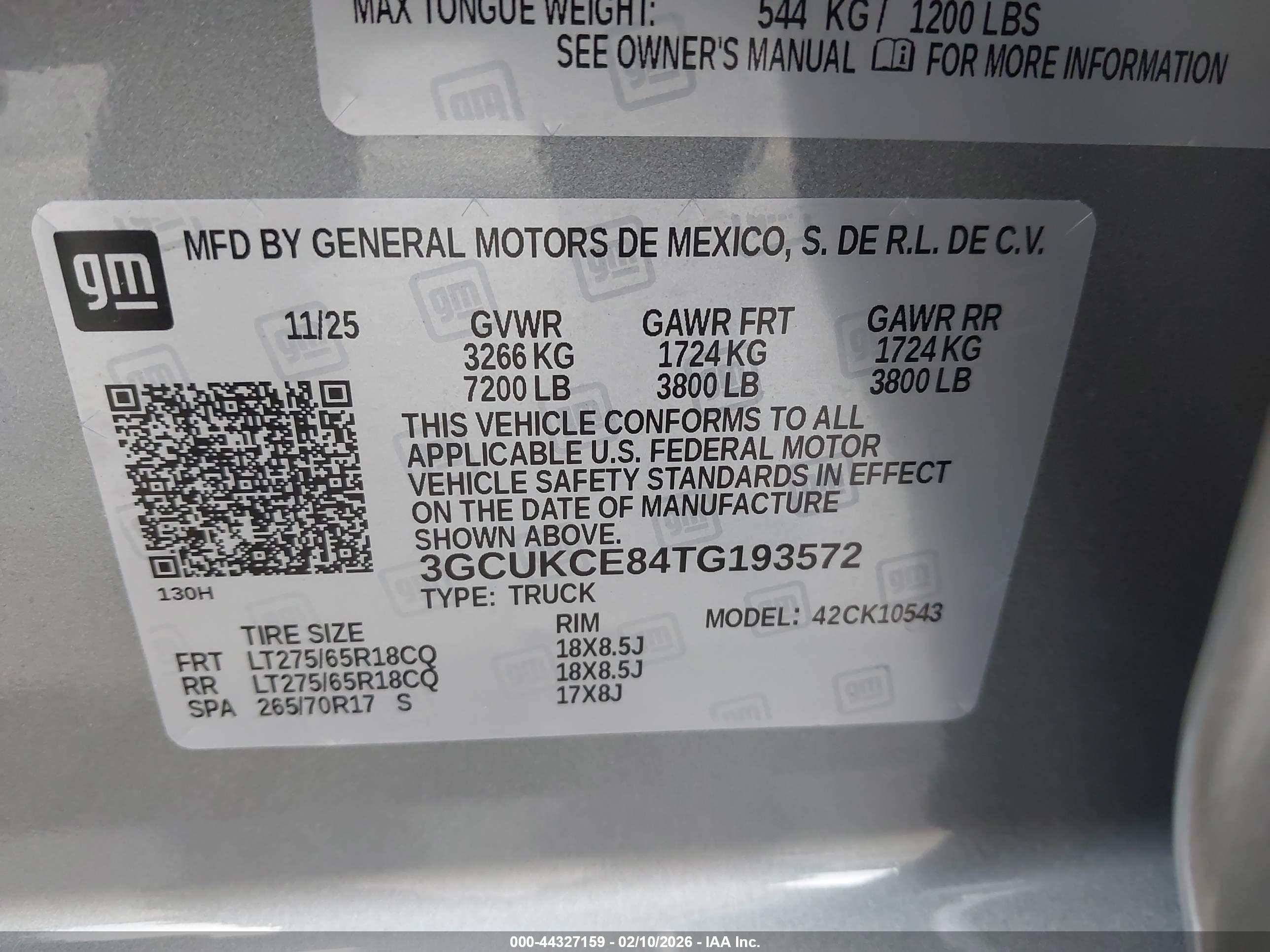 CHEVROLET SILVERADO image 9