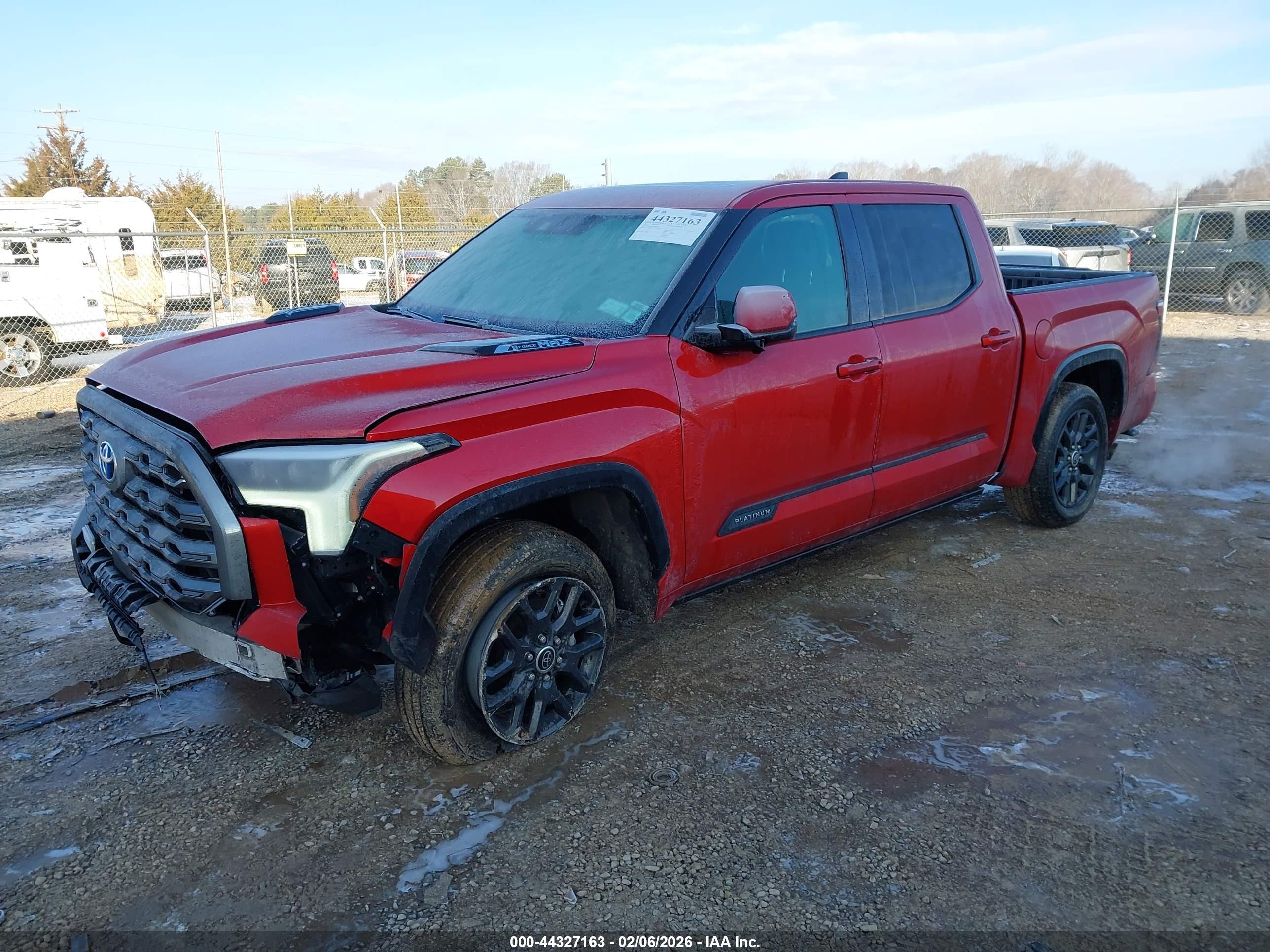 TOYOTA TUNDRA image 2