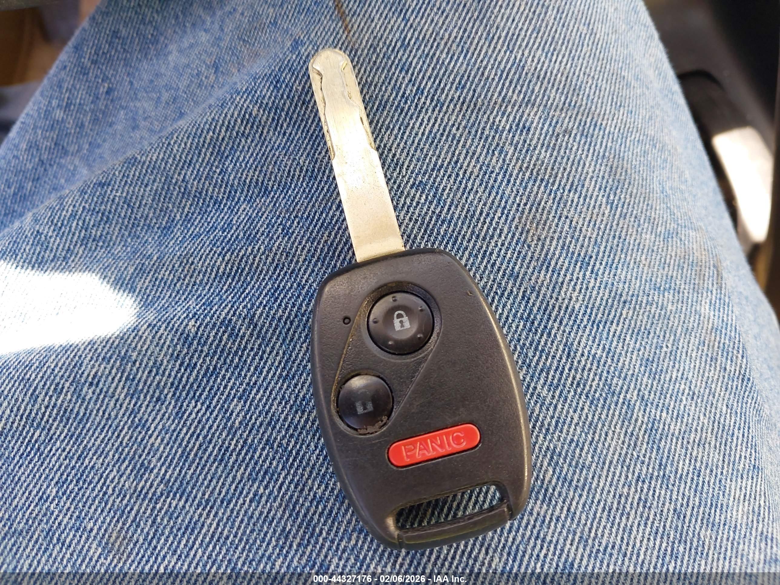 HONDA CIVIC image 11